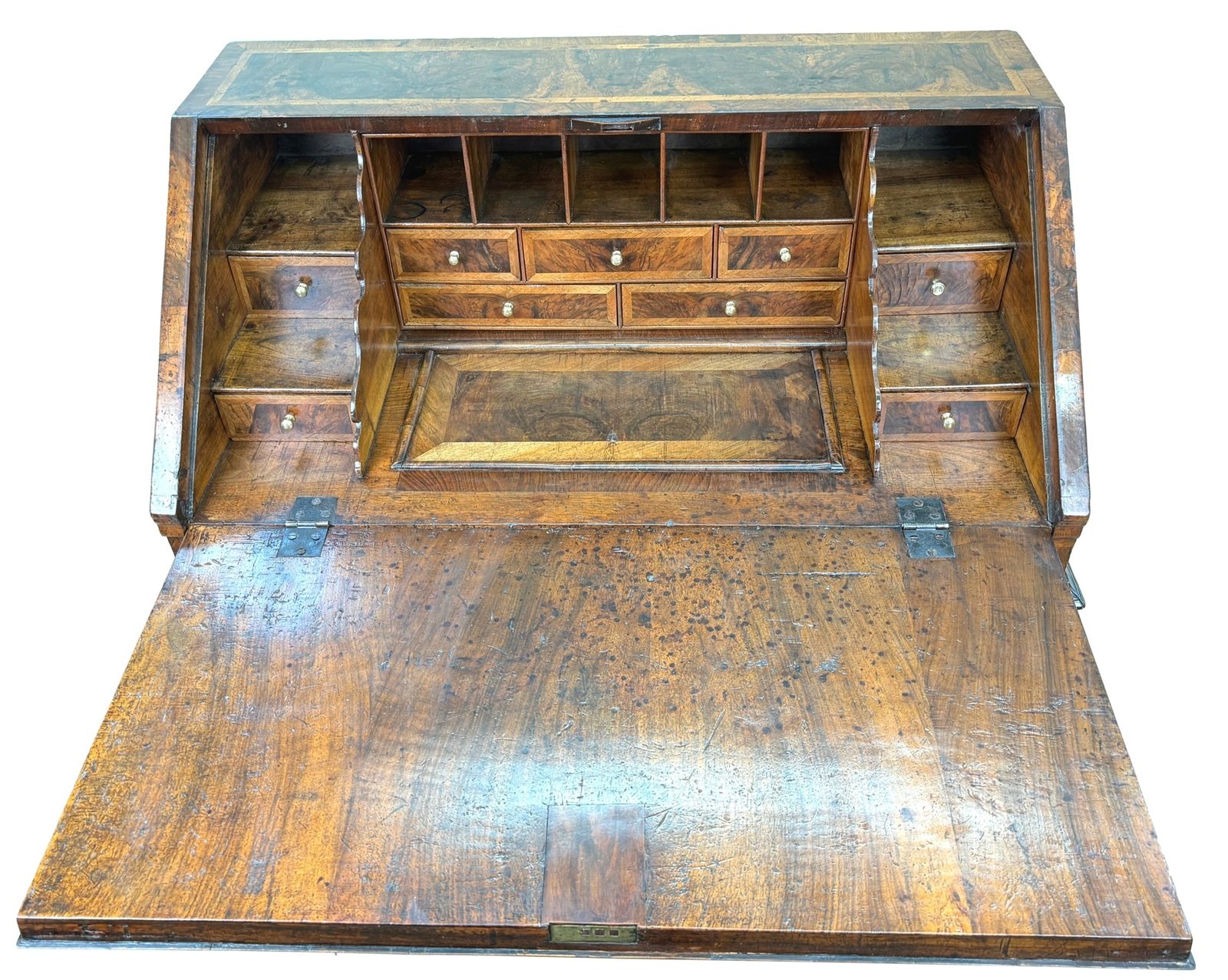 Meubels Queen Anne periode walnoten bureau, begin 18e eeuw (Engeland, ca. 1705) photo