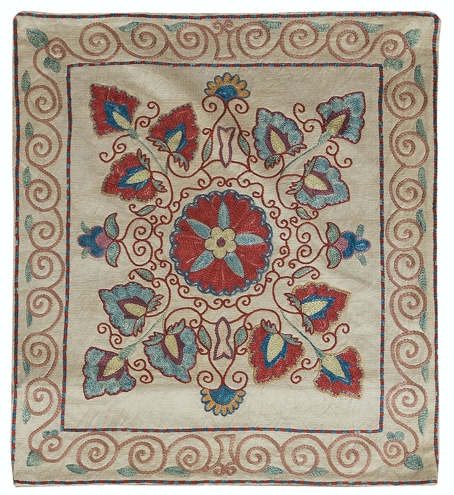 Housse de coussin artisanale 100 % soie, 19 x 21 pouces, broderie florale, Ouzbékistan
