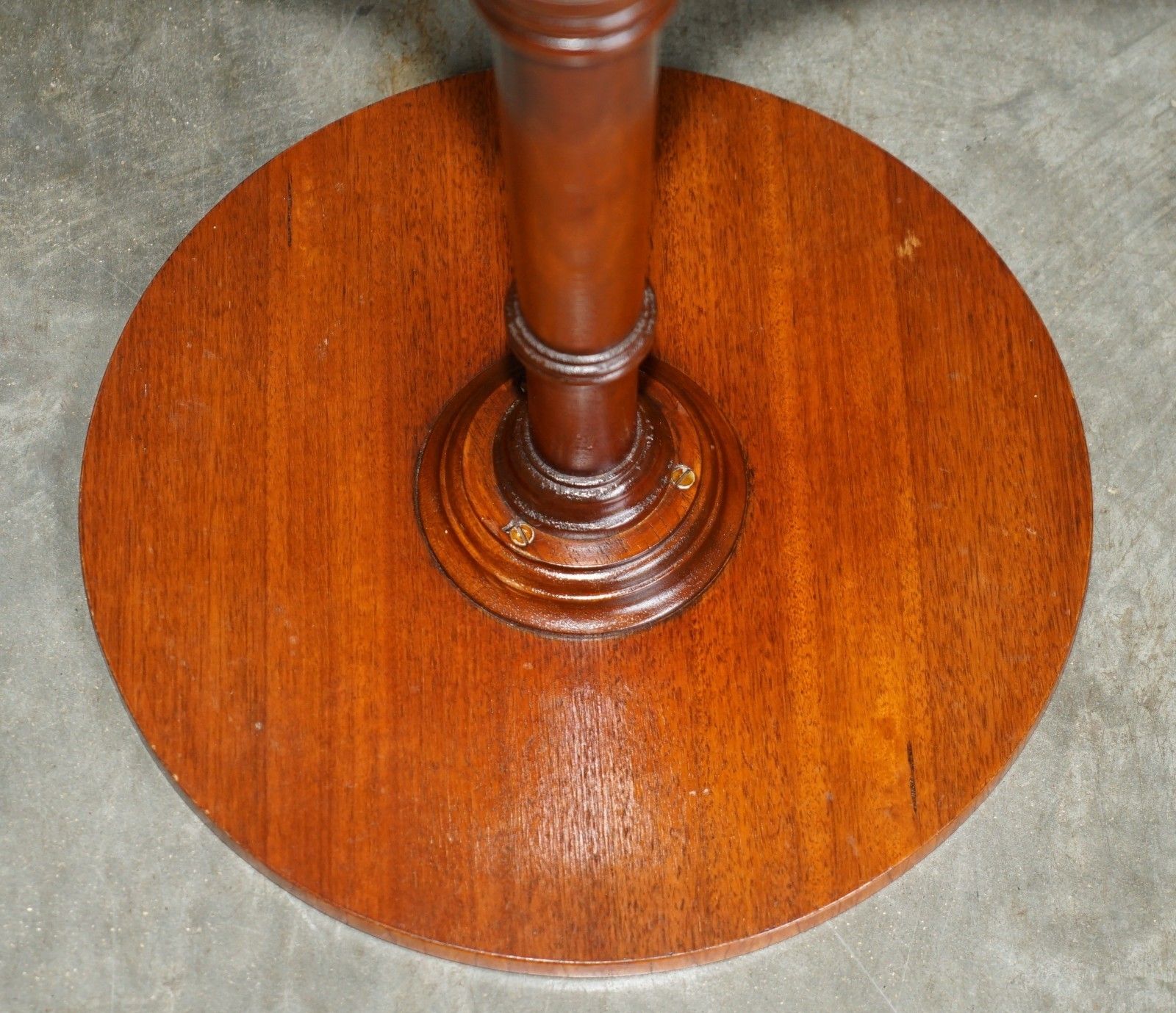 2750.0 Pair Of Fully Restored Flamed Mahogany Pollard Oak Round Tripod Side End Tables photo