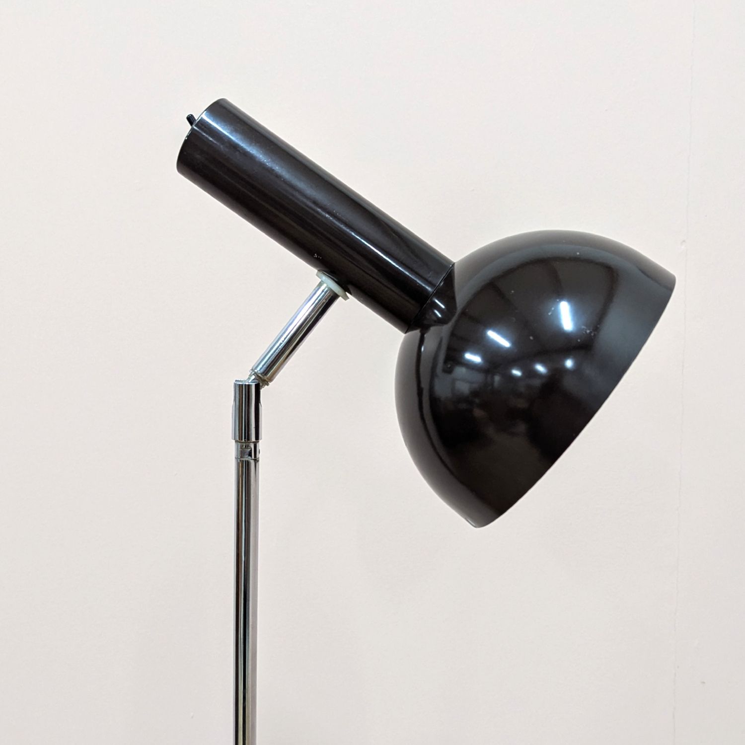 Original Midcentury Posable Floor Lamp By Busquet For Hala Zeist – Fully Restored photo vinterior