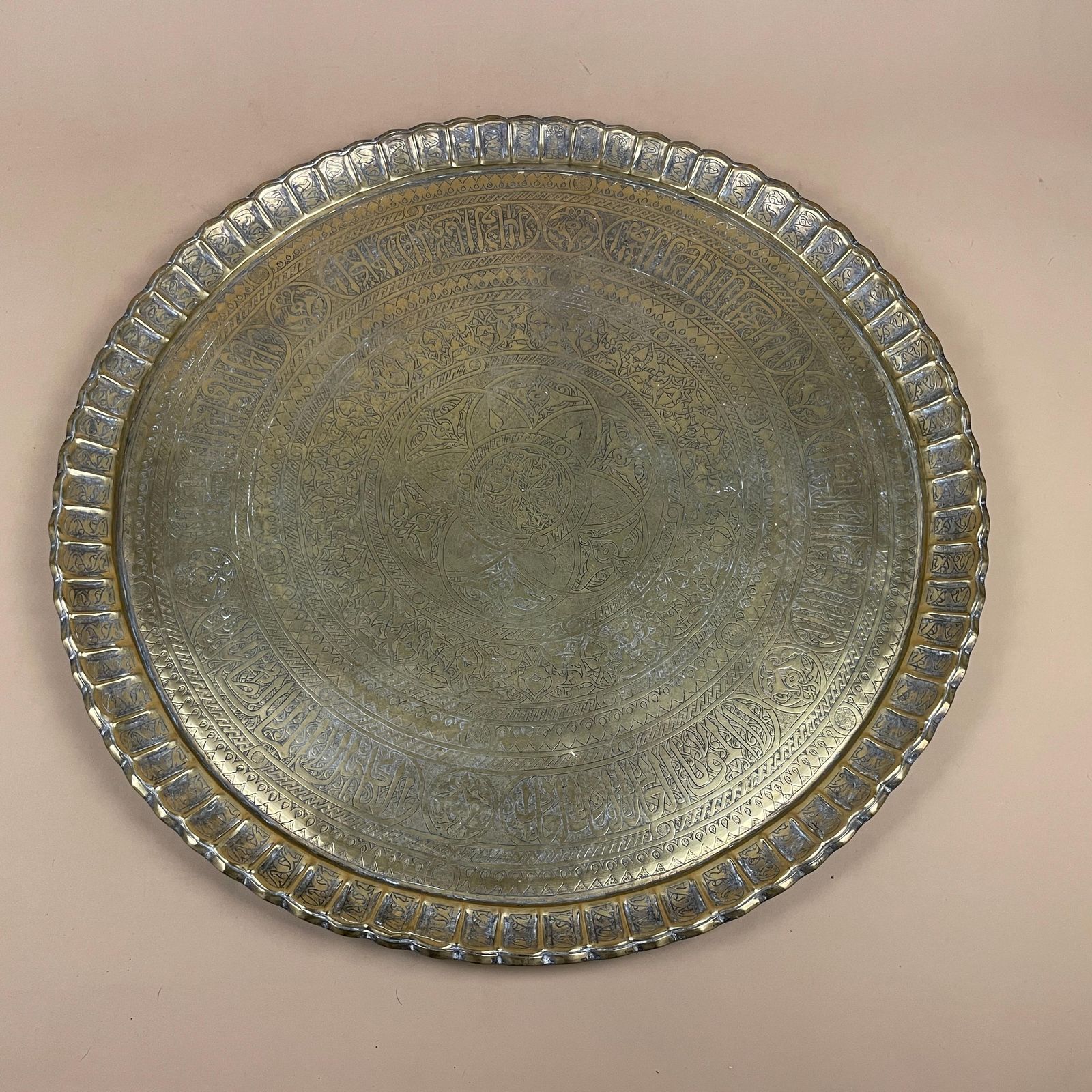 Indian Metal Gold Patterned Brass Tray 56.5cm Plate Asian Handmade Etched Intricate Decorative Pattern Scalloped Vintage Circular Antique
