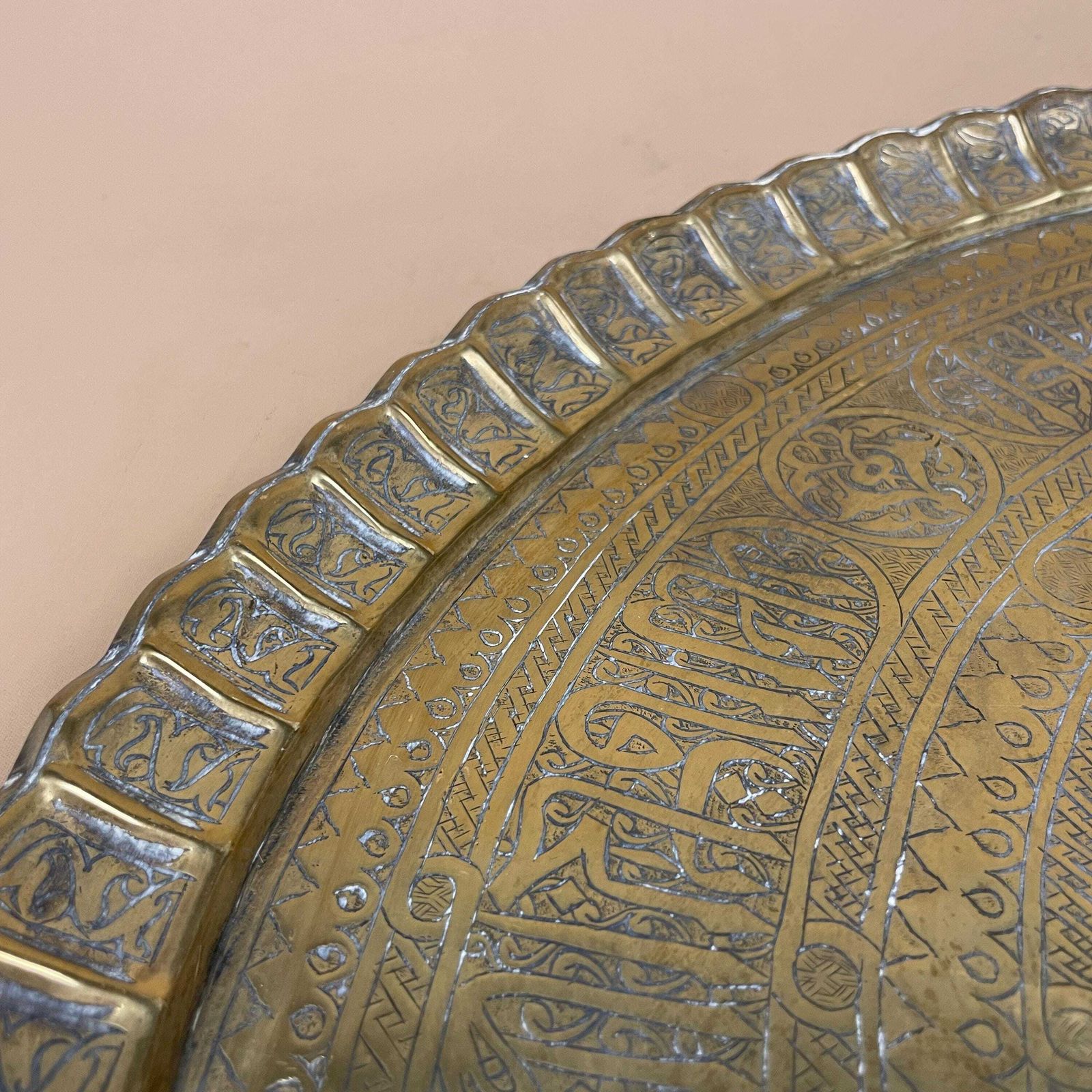 Indian Metal Gold Patterned Brass Tray 56.5cm Plate Asian Handmade Etched Intricate Decorative Pattern Scalloped Vintage Circular Antique photo buy