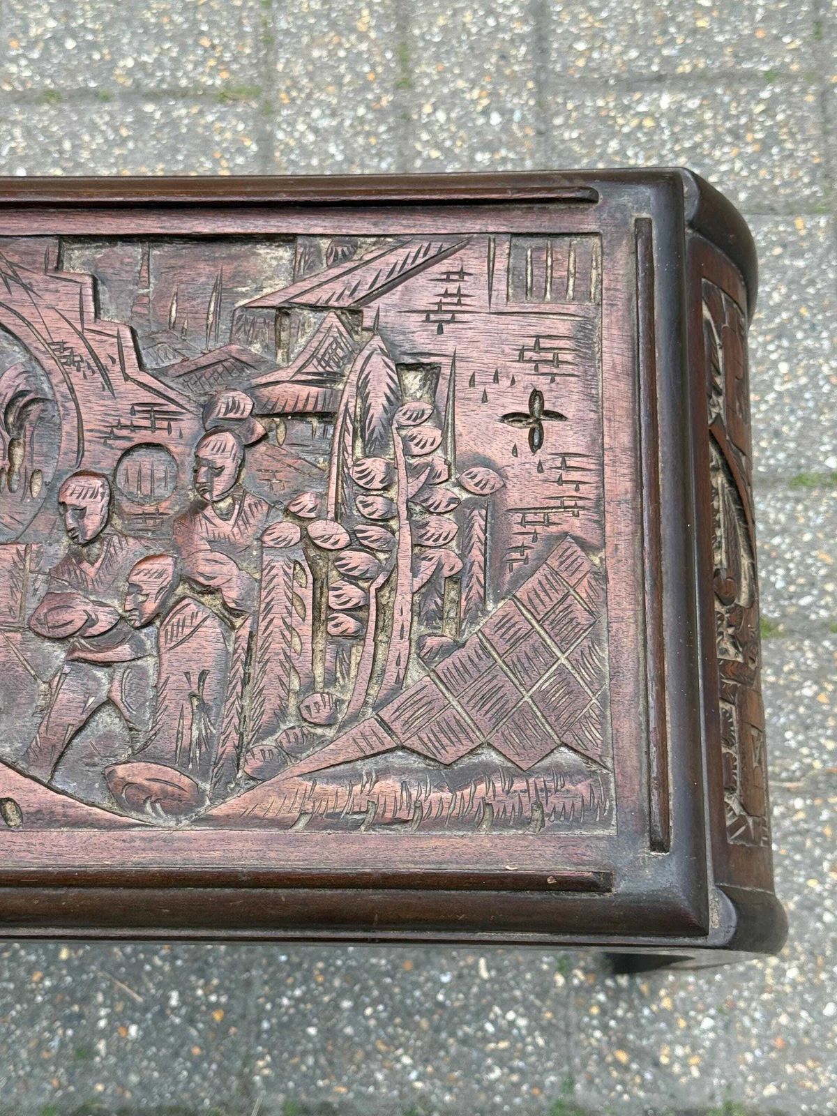 Vintage Mid Century Carved Oriental Side Table Chinoiserie Dark Wood Accent photo vintage