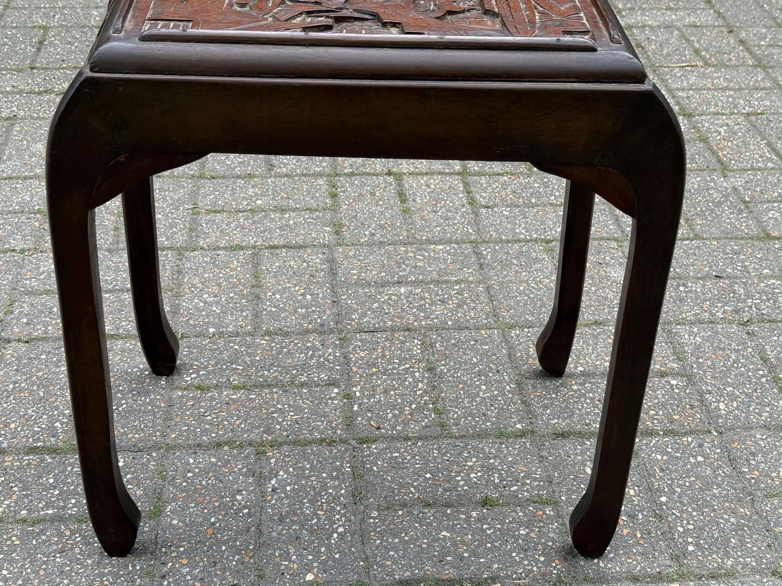 photo vinterior Vintage Mid Century Carved Oriental Side Table Chinoiserie Dark Wood Accent