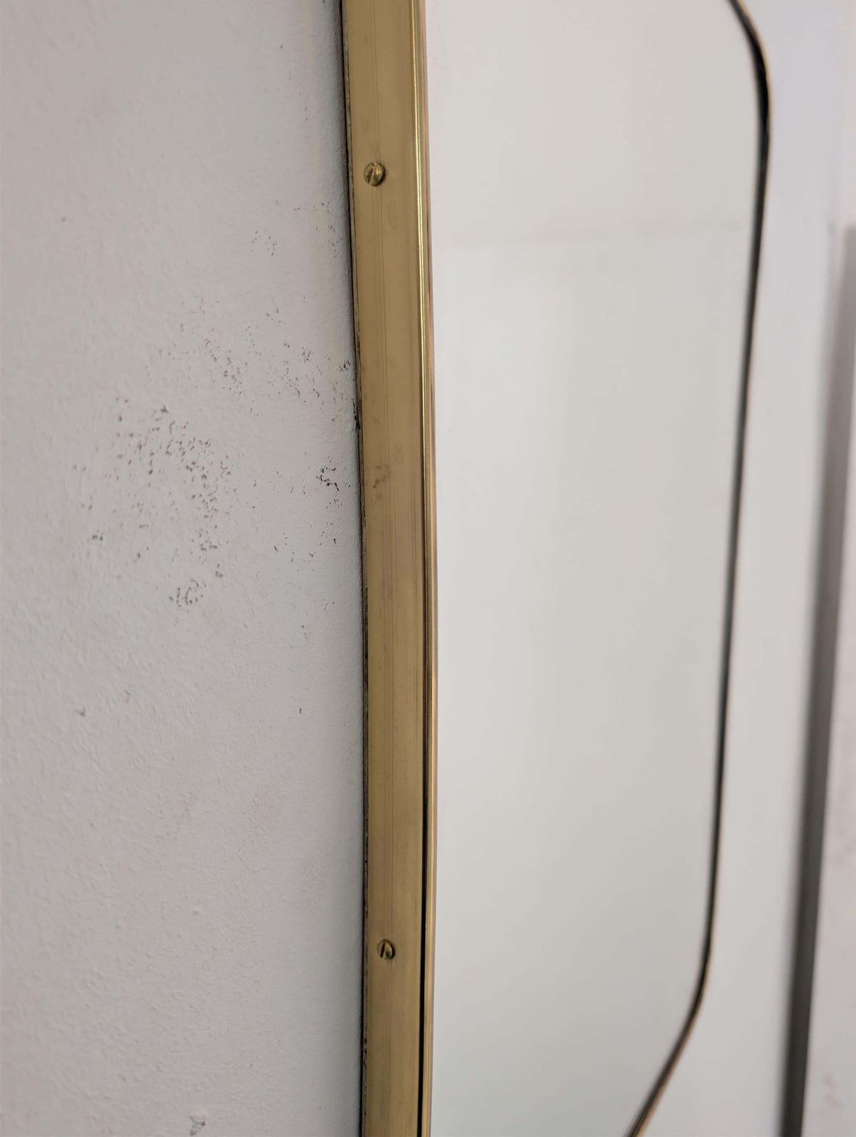 Iconic Italian Mid Century Modern Brass Shield Mirror By Gio Ponti, 1950s photo vinterior