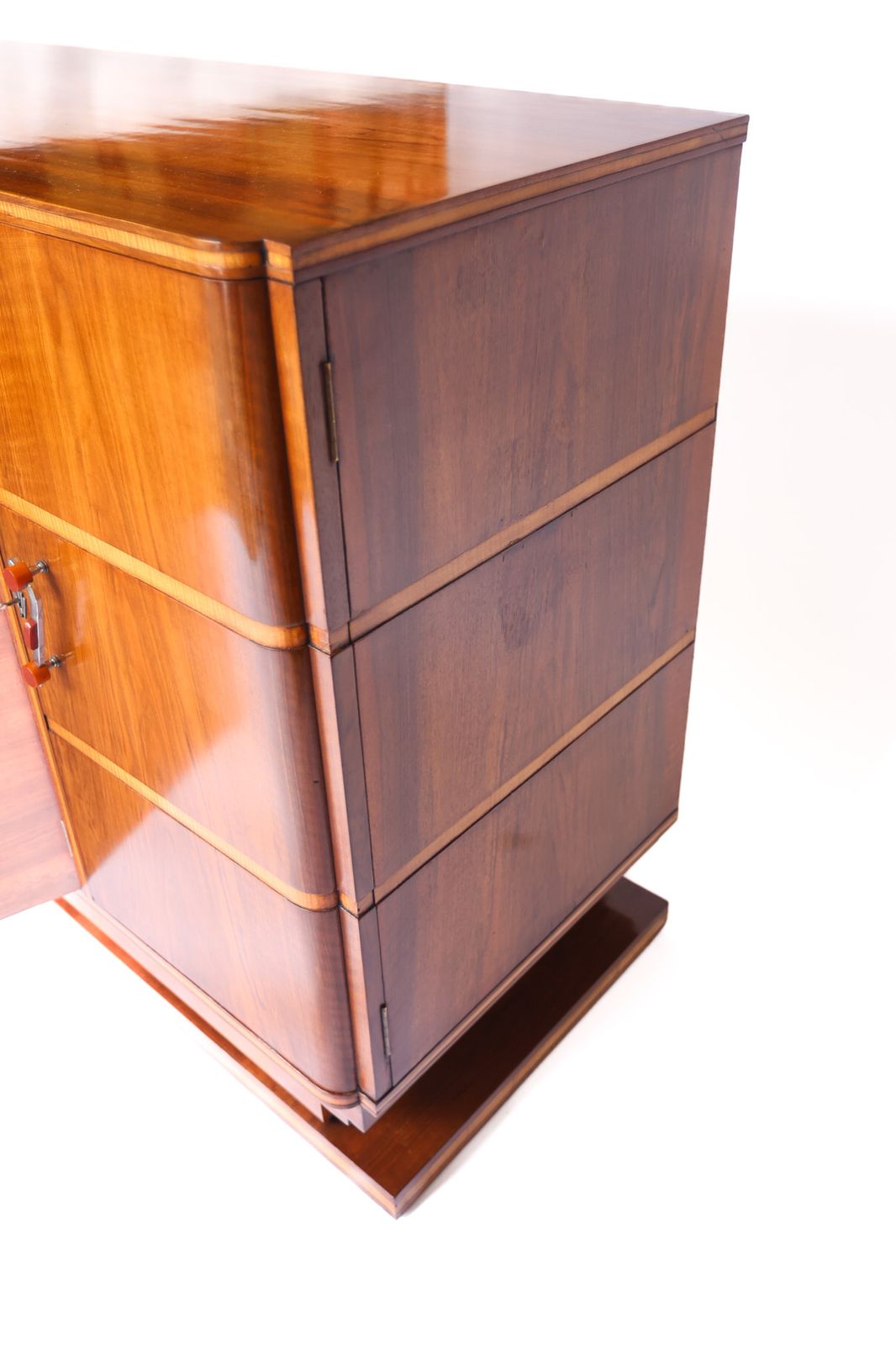 photo vinterior Art Deco Walnut & Sycamore Sideboard