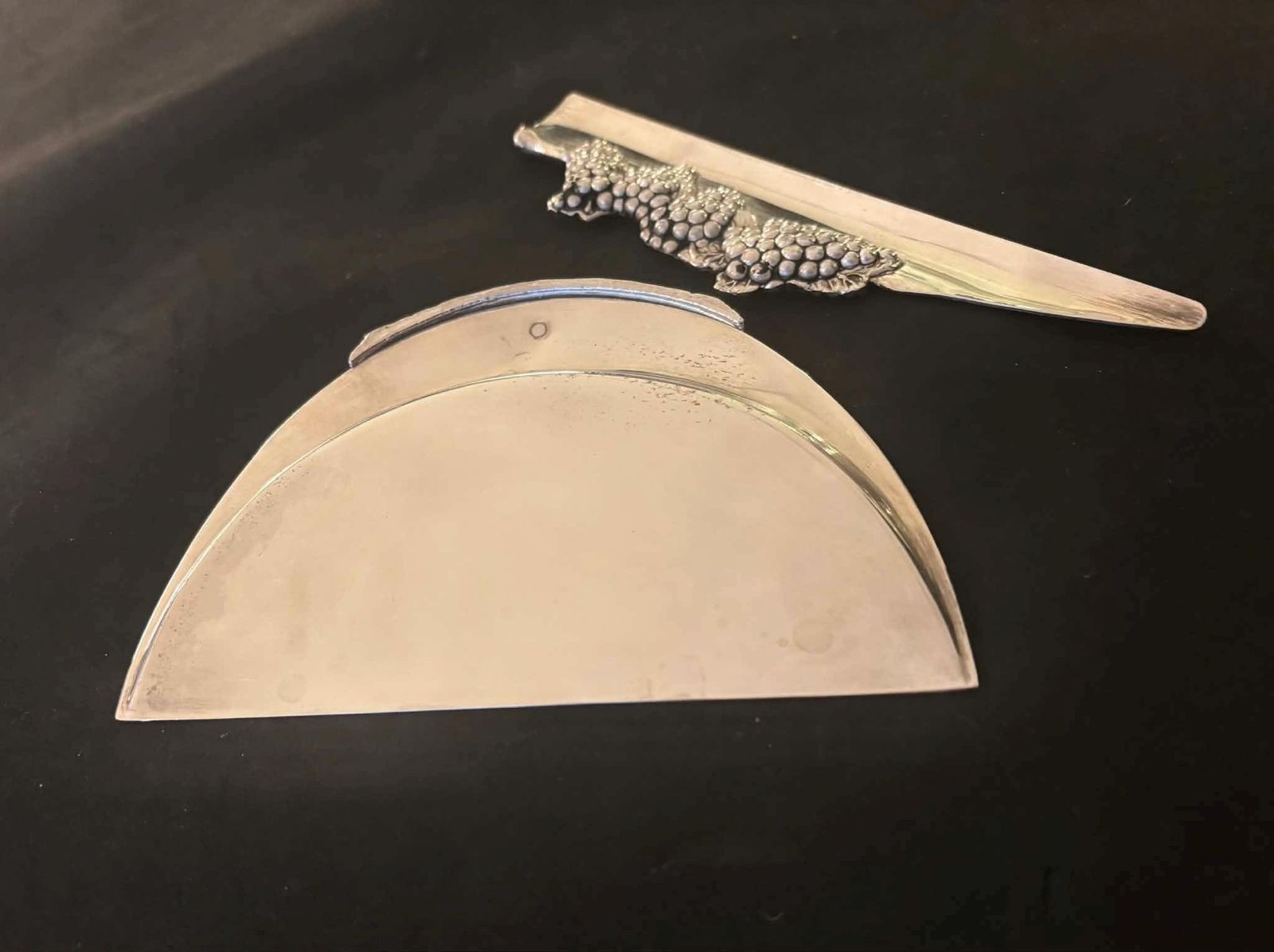 Crumb Catcher Table Shovel And Brush, French Tableware Service Pick Crumbs Silver Plated Brush Table Wedding Gift. photo vintage