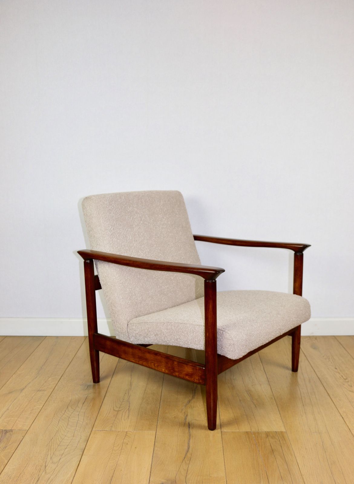 Gfm 142 Armchair, Designed By Edmund Homa From The 1970s Beige Boucle Dark Wood   2 Pieces Available. photo vintage