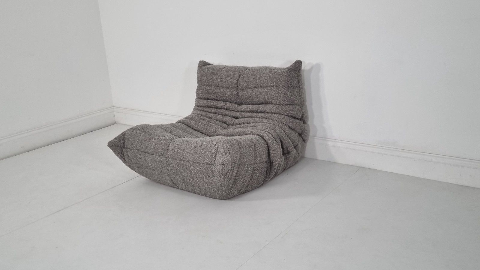 Ligne Roset Togo Chair In Grey Boucle In Immaculate Condition photo 1860.0