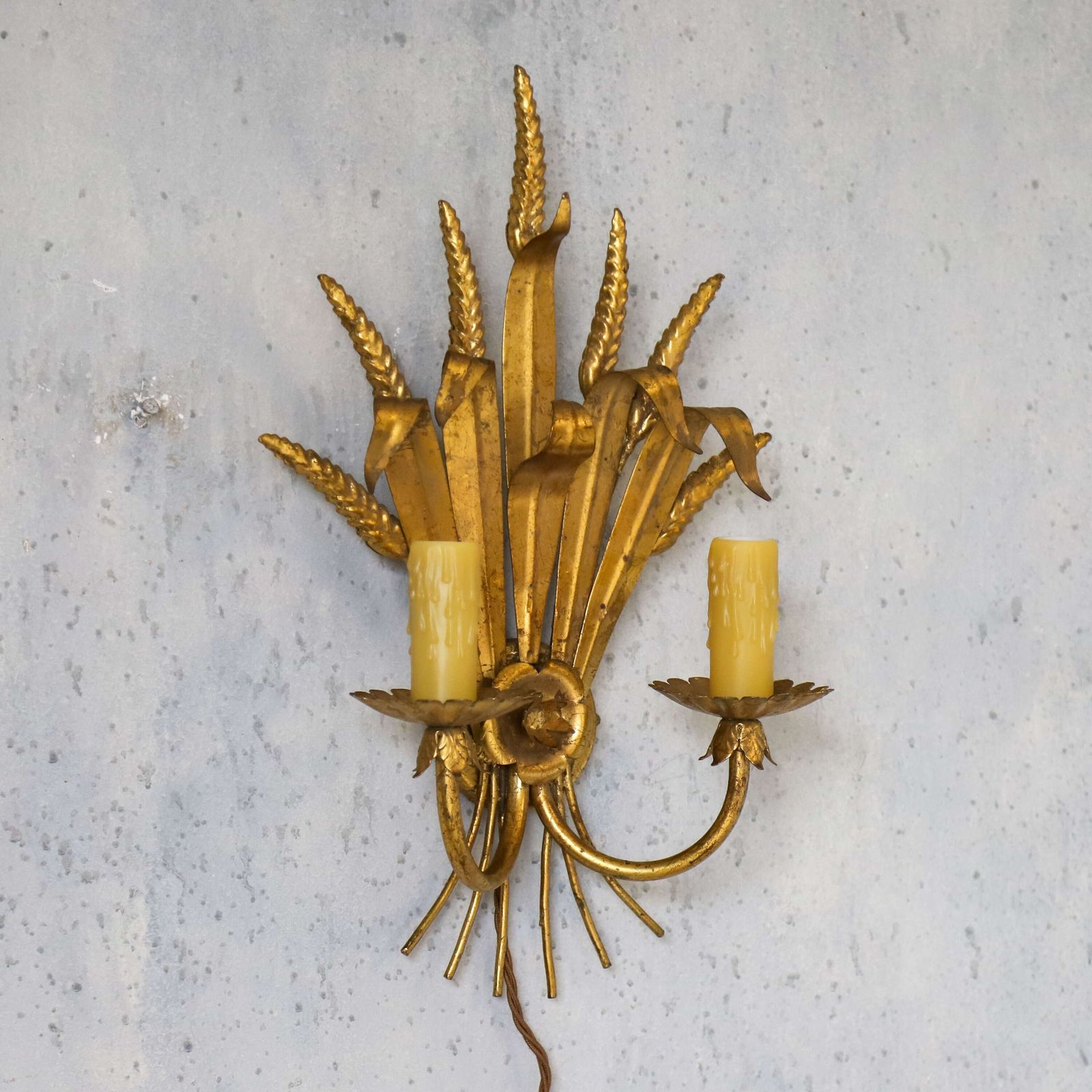 photo furniture ​​​​​​​English Mid‑Century Twin‑Candled Gilt Metal Electric Wall Sconce
