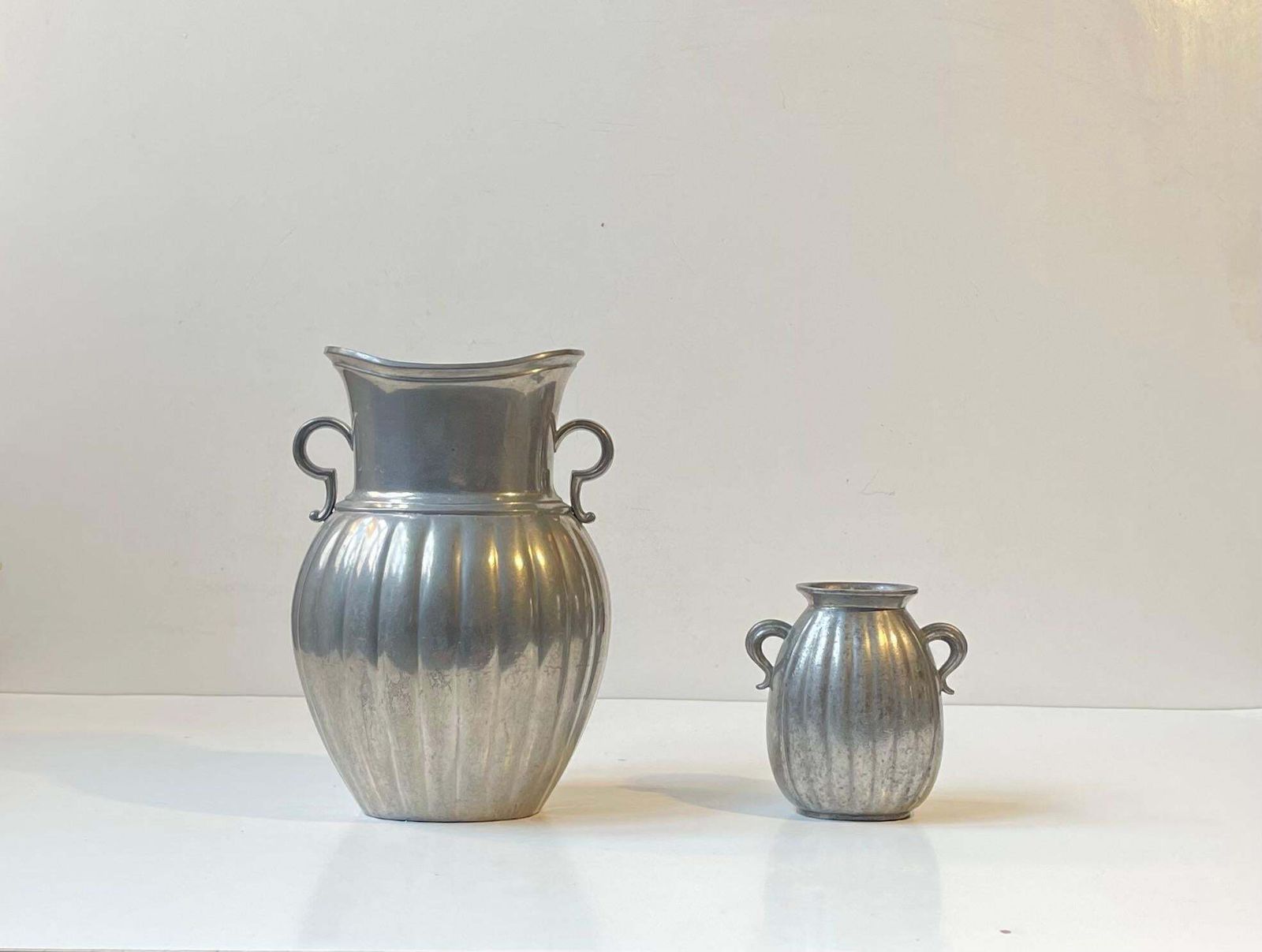 Just Andersen Art Deco Vases In Pewter, 1940s, Amphora Style photo vinterior