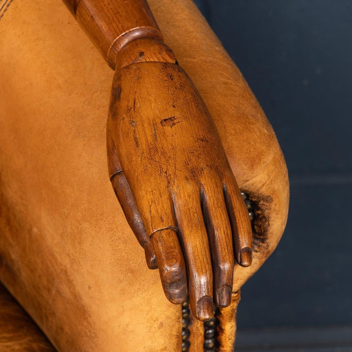 photo vinterior Antique Rare 19th Century French Life Size Wooden Artist's Lay Figure