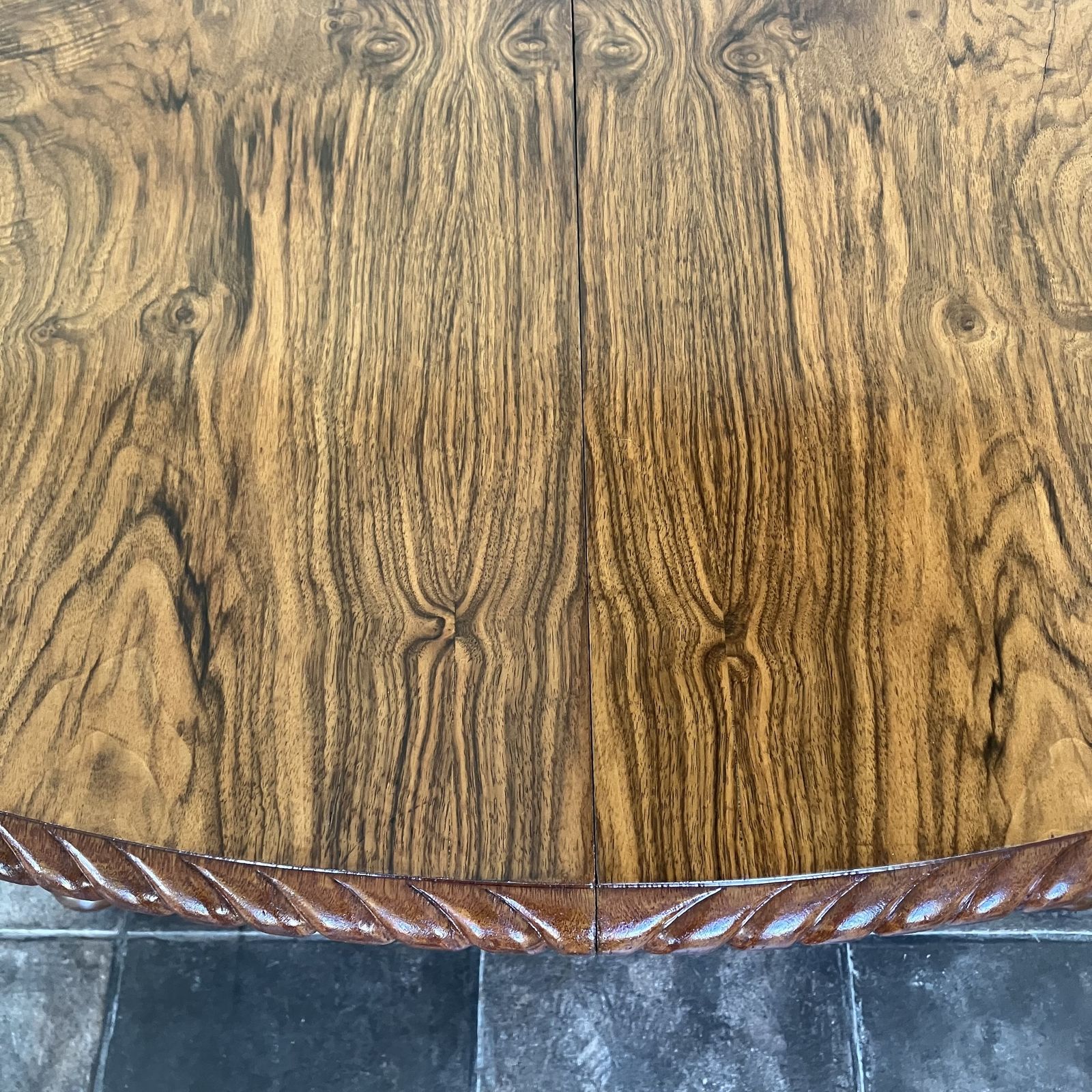 photo furniture Superbly Restored Georgian Burr Walnut Wind Out Extending Dining Table By James Phillips & Sons Bristol; Queen Anne Legs