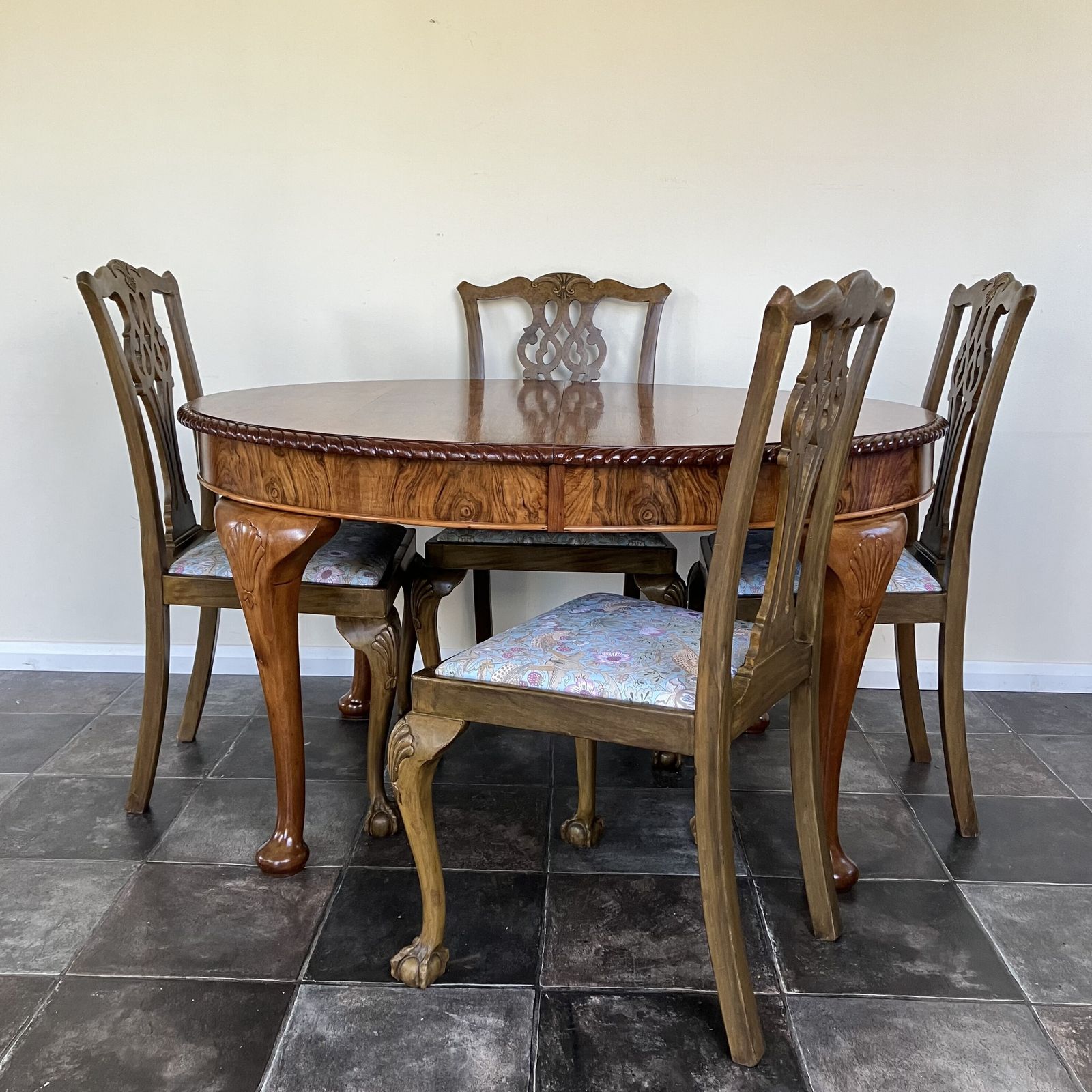 Superbly Restored Georgian Burr Walnut Wind Out Extending Dining Table And Chair Set By James Phillips & Sons Bristol; Queen Anne Legs photo vinterior