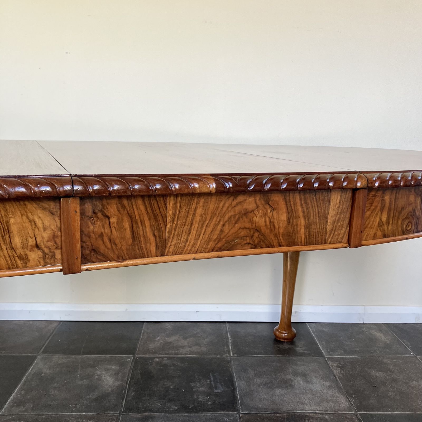 photo vinterior Superbly Restored Georgian Burr Walnut Wind Out Extending Dining Table And Chair Set By James Phillips & Sons Bristol; Queen Anne Legs