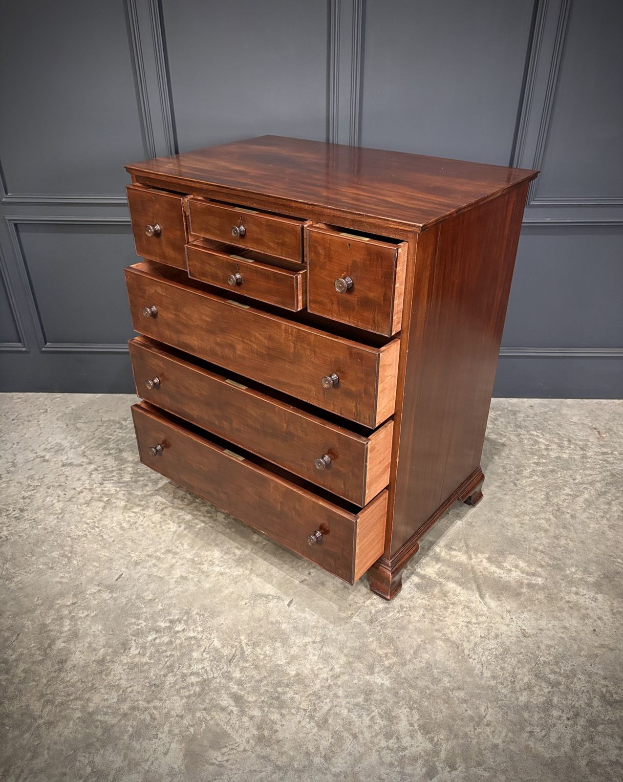 photo furniture Mahogany Chest By Waring & Gillow
