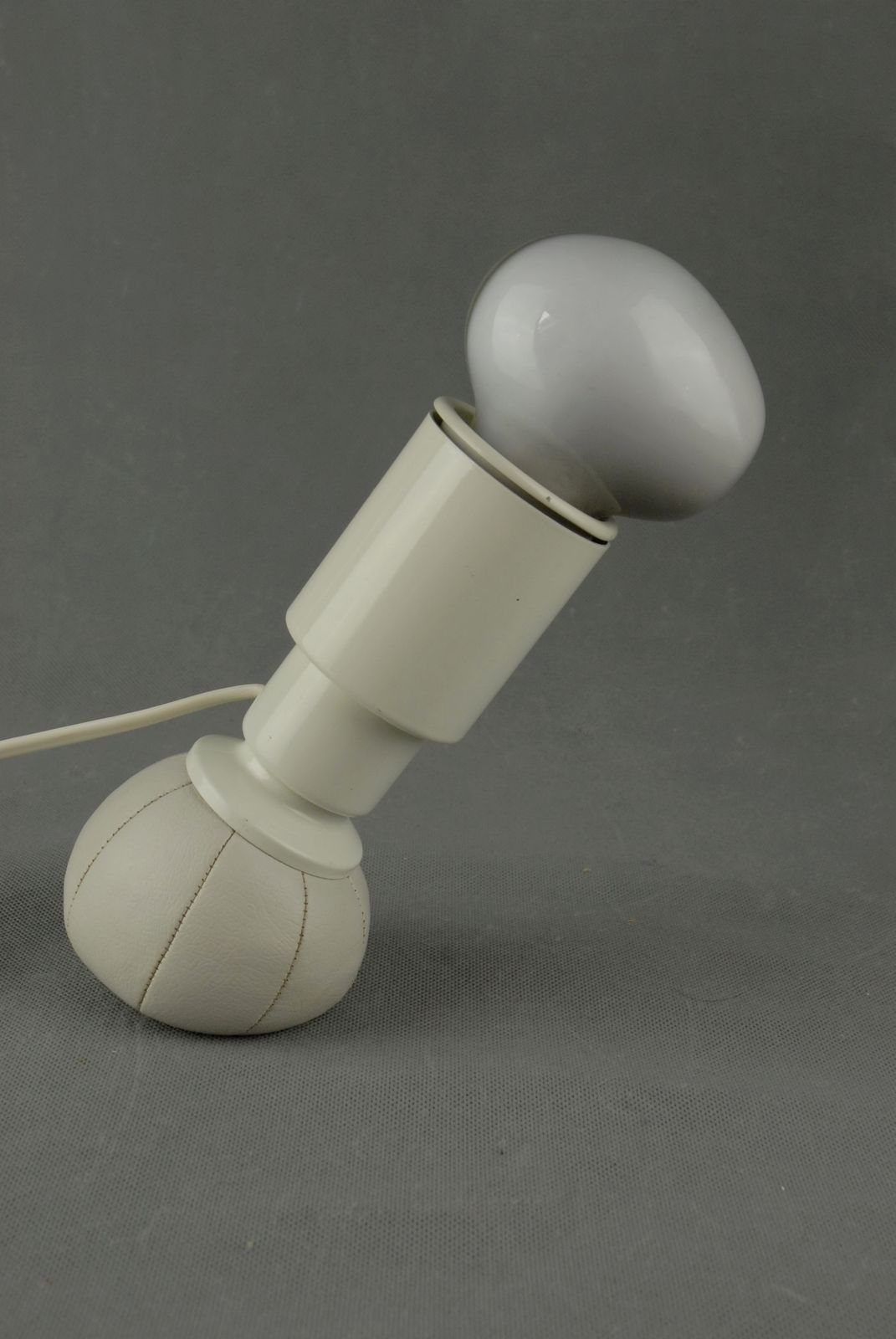 First Edition Model 600c Table Lamp By Gino Sarfatti For Arteluce, 1960s photo for sale