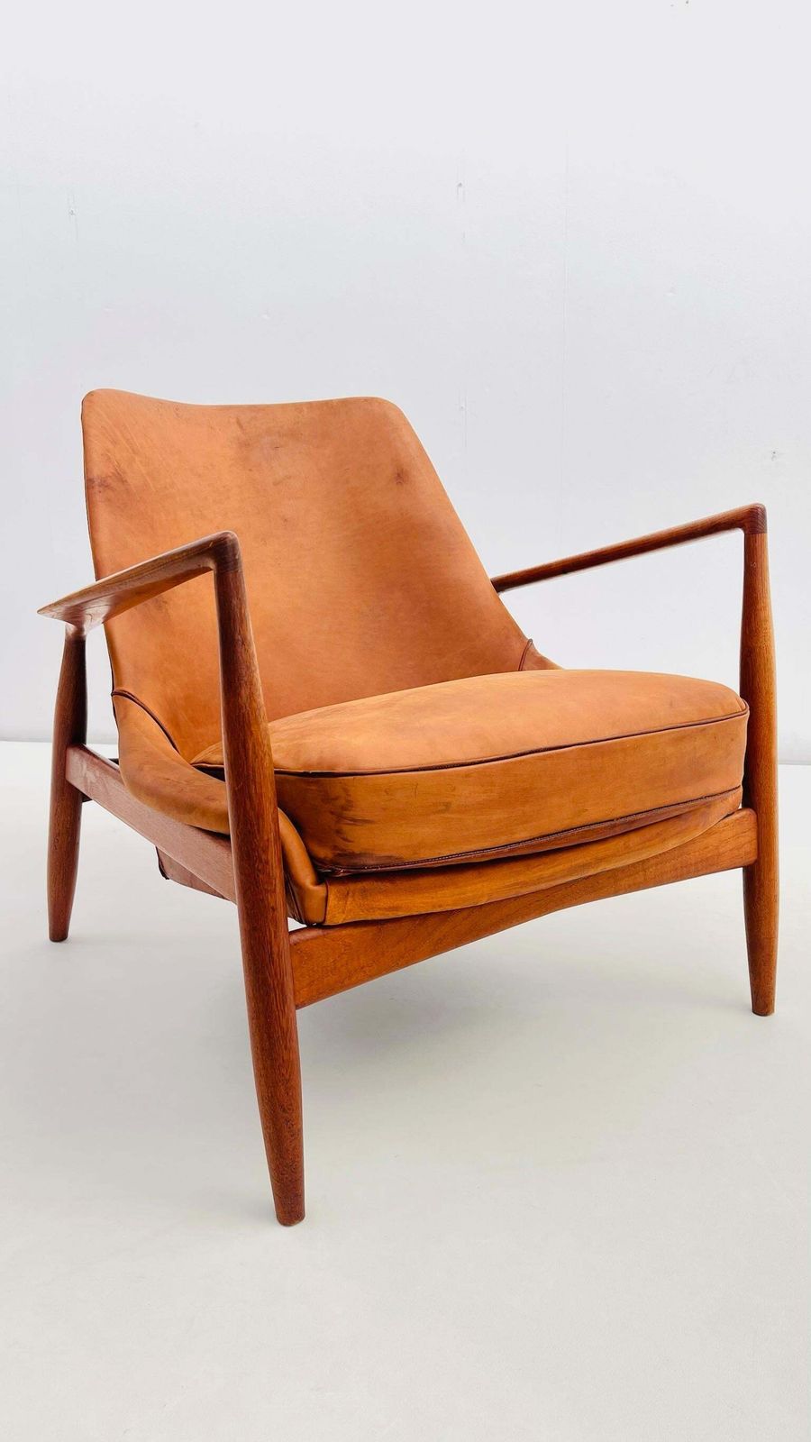 'Seal' Armchairs By Ib Kolof Larsen photo Furniture