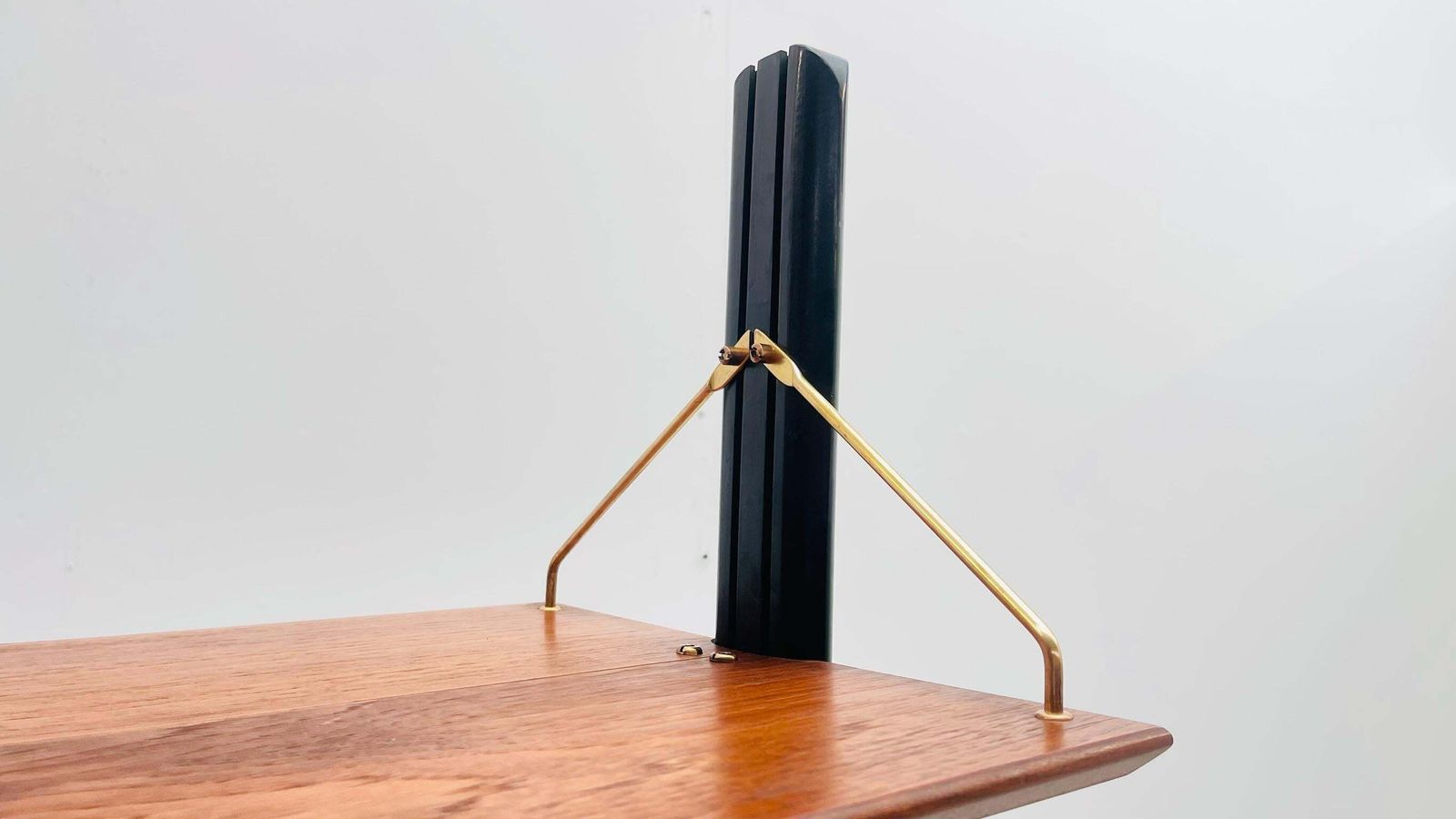 photo vintage Roomdivider In Teak And Brass By Louis Van Teeffelen