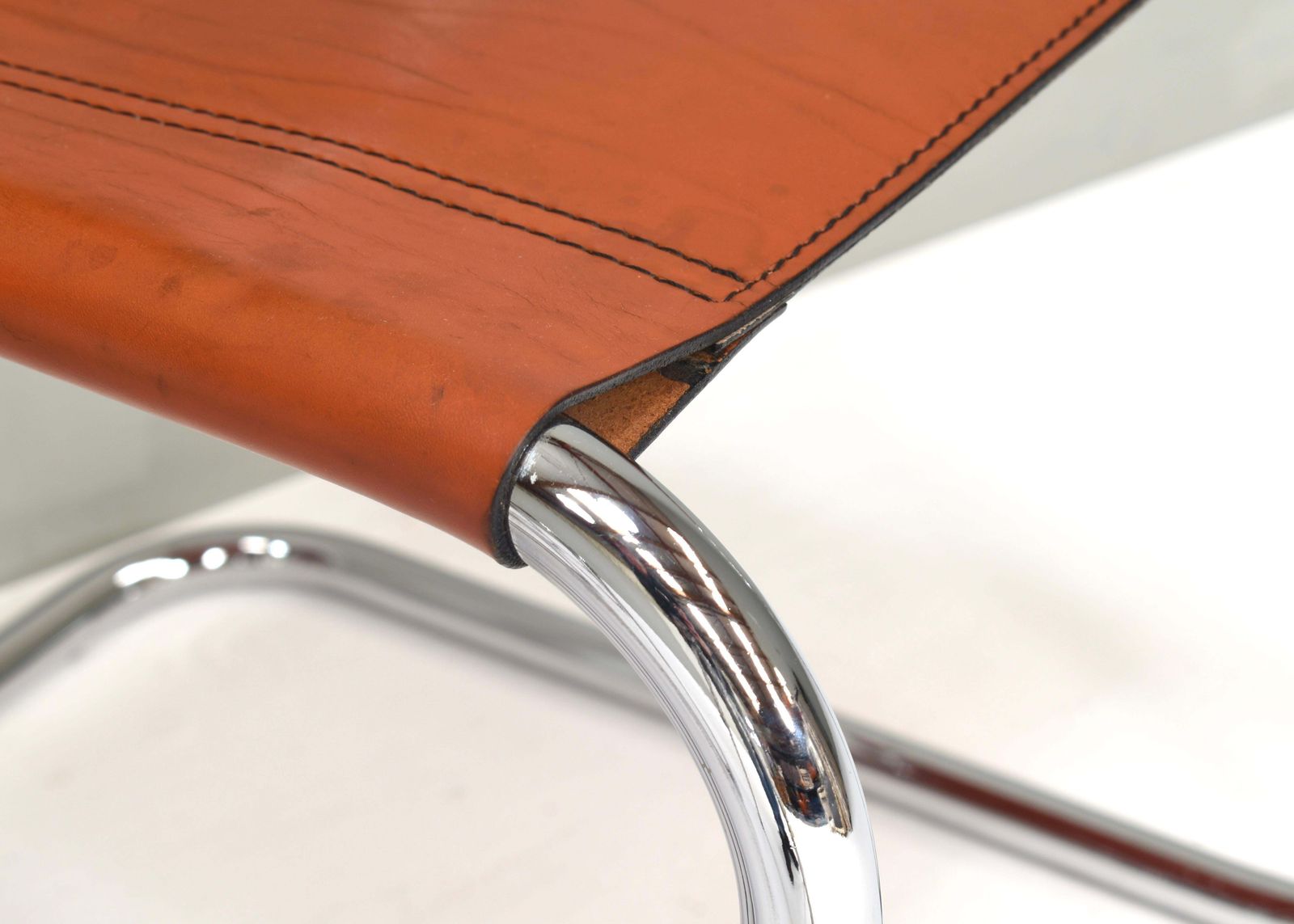 4287.0 Set Of 4 Mart Stam S33 For Fasem Dining Chairs In Cognac Saddle Leather, 1970s photo