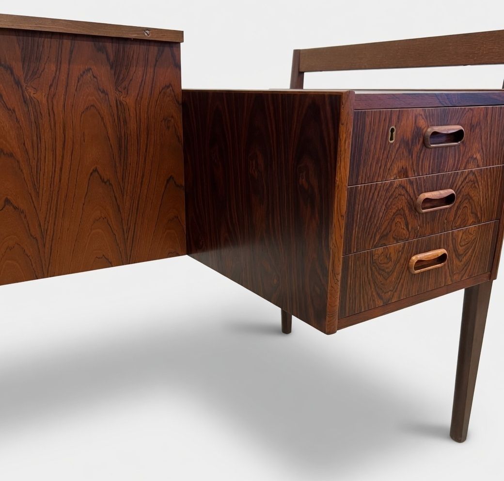 1700.0 Rosewood 'Floating' Desk By Gunnar Nielsen For Tibergaard, 1960s. photo