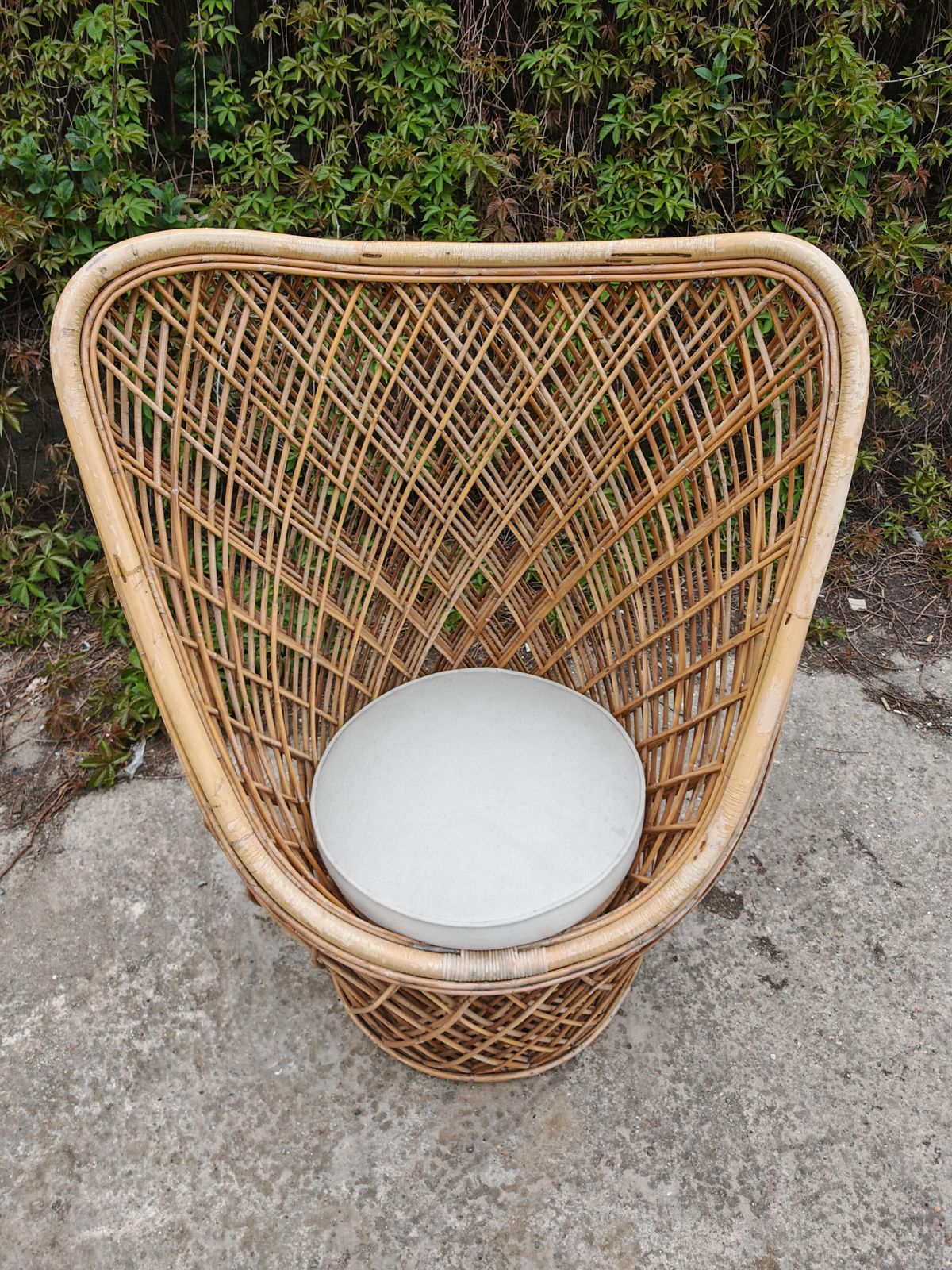 Pair Of Mid‑Century Bamboo And Rattan High‑Back Sculptural Lounge Chairs, Italy photo vintage