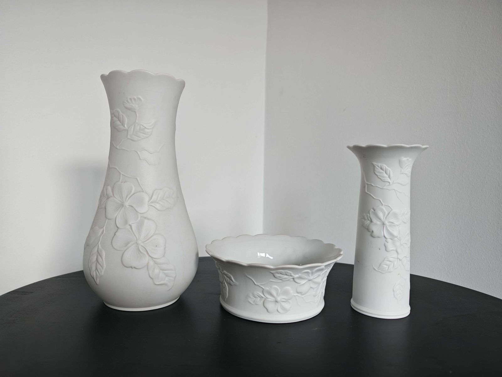 A Set Of 3 Mid Century Vases In Bisque Porcelain By Manfred Frey For Kaiser photo buy