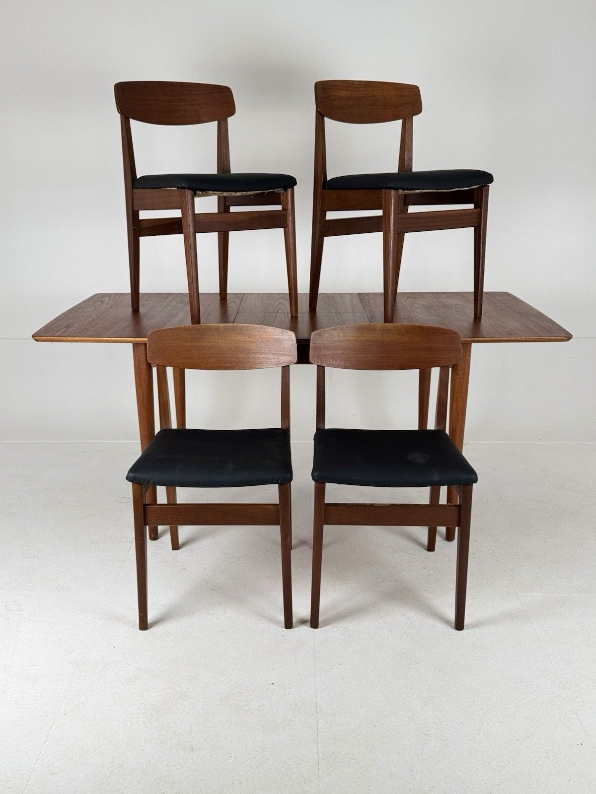 Mid Century  Rectangle Extending Jentique Dining Table 4 Matched Chairs Teak Mcm