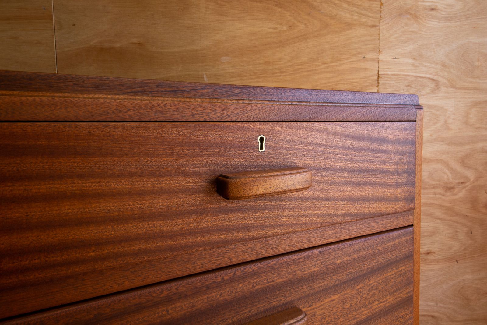 photo furniture Alfred Cox Mahogany Chest Of Drawers