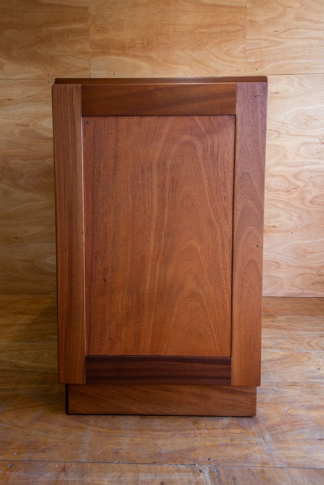 photo vinterior Alfred Cox Mahogany Chest Of Drawers