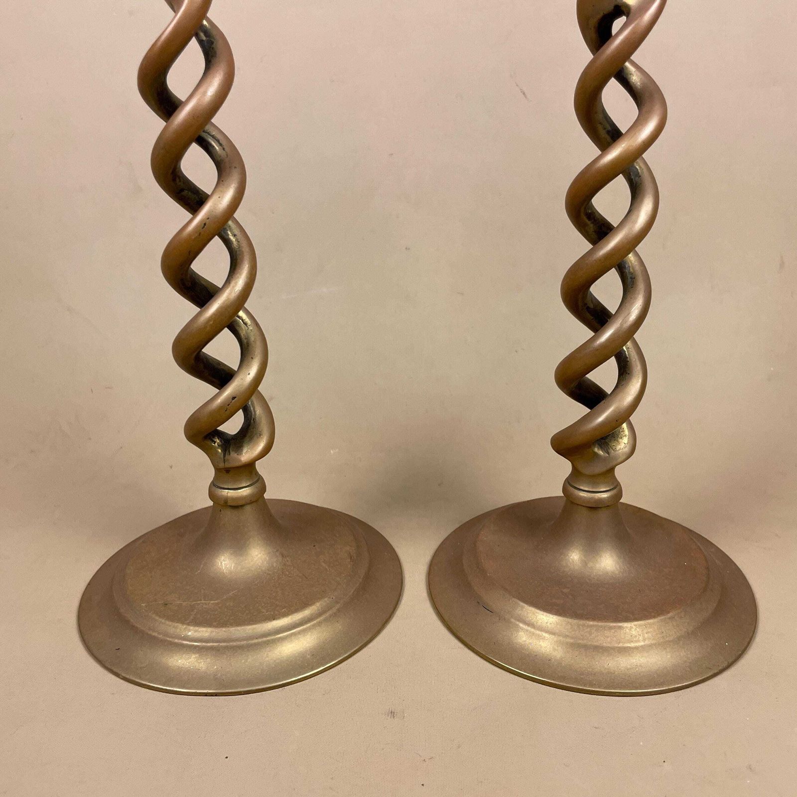 Antique Matching Pair Of Oriental Chinese Gold Brass Metal Candlestick Candle Stick Vintage Column Taper Dinner Candlesticks Twisted Twist photo Home Decor