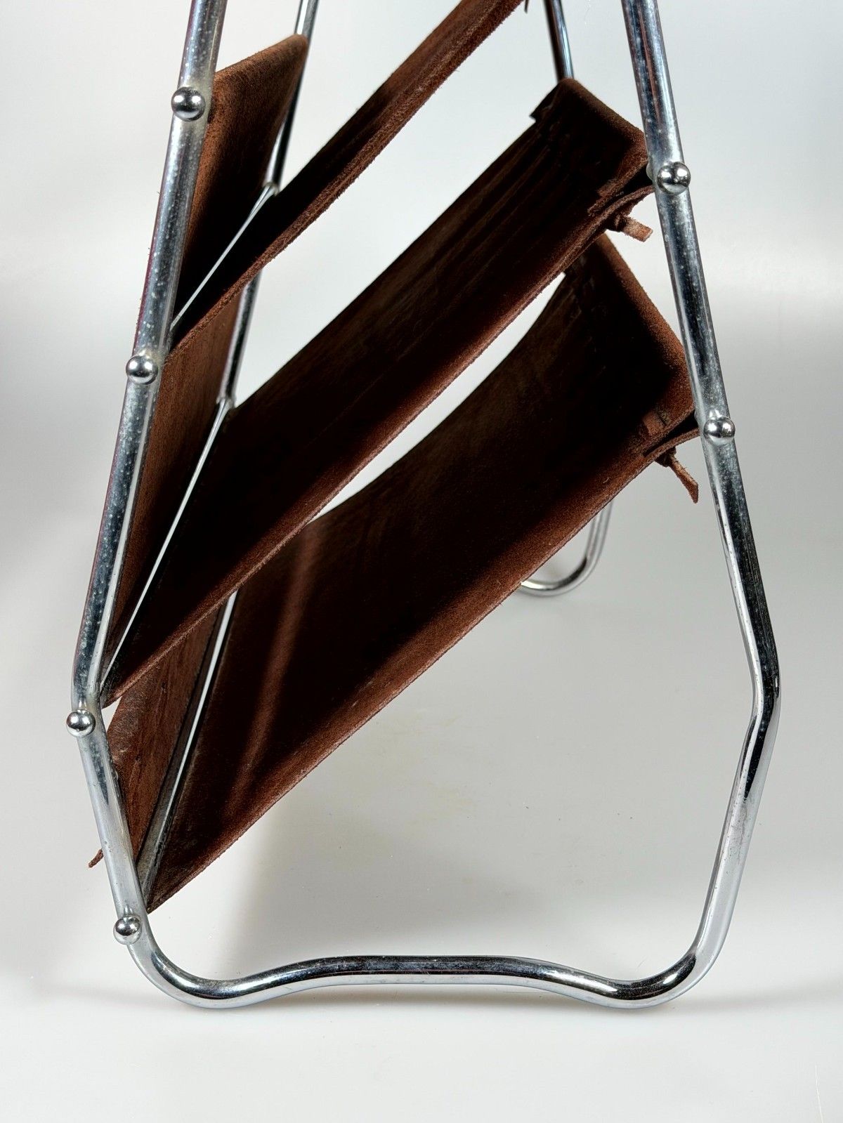 photo vinterior 60s 70s Newspaper Holder Magazine Rack Metal Leather Mid Century Design