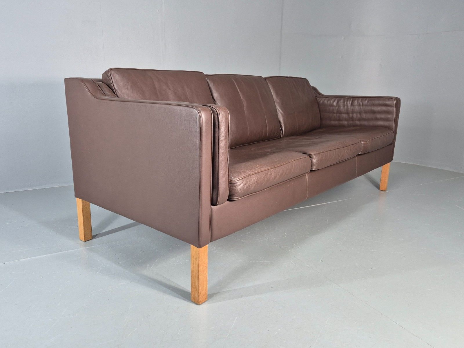 photo for sale Vintage 3 Seater Sofa Mid Century Retro Brown Leather Mogensen  Eb11637 M3ss