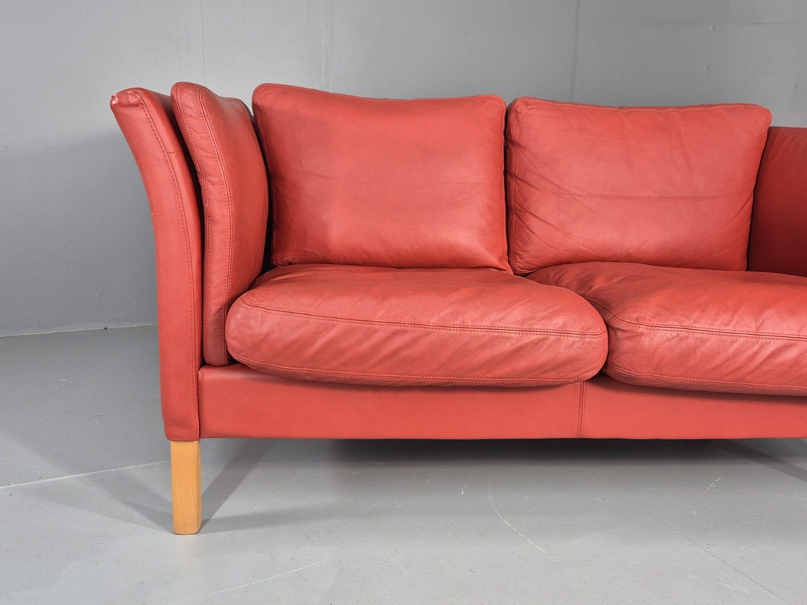 Vintage Danish 2 Seater Danish Skalma Red Leather 1980s Retro Mcm Eb10512 M2ss photo furniture