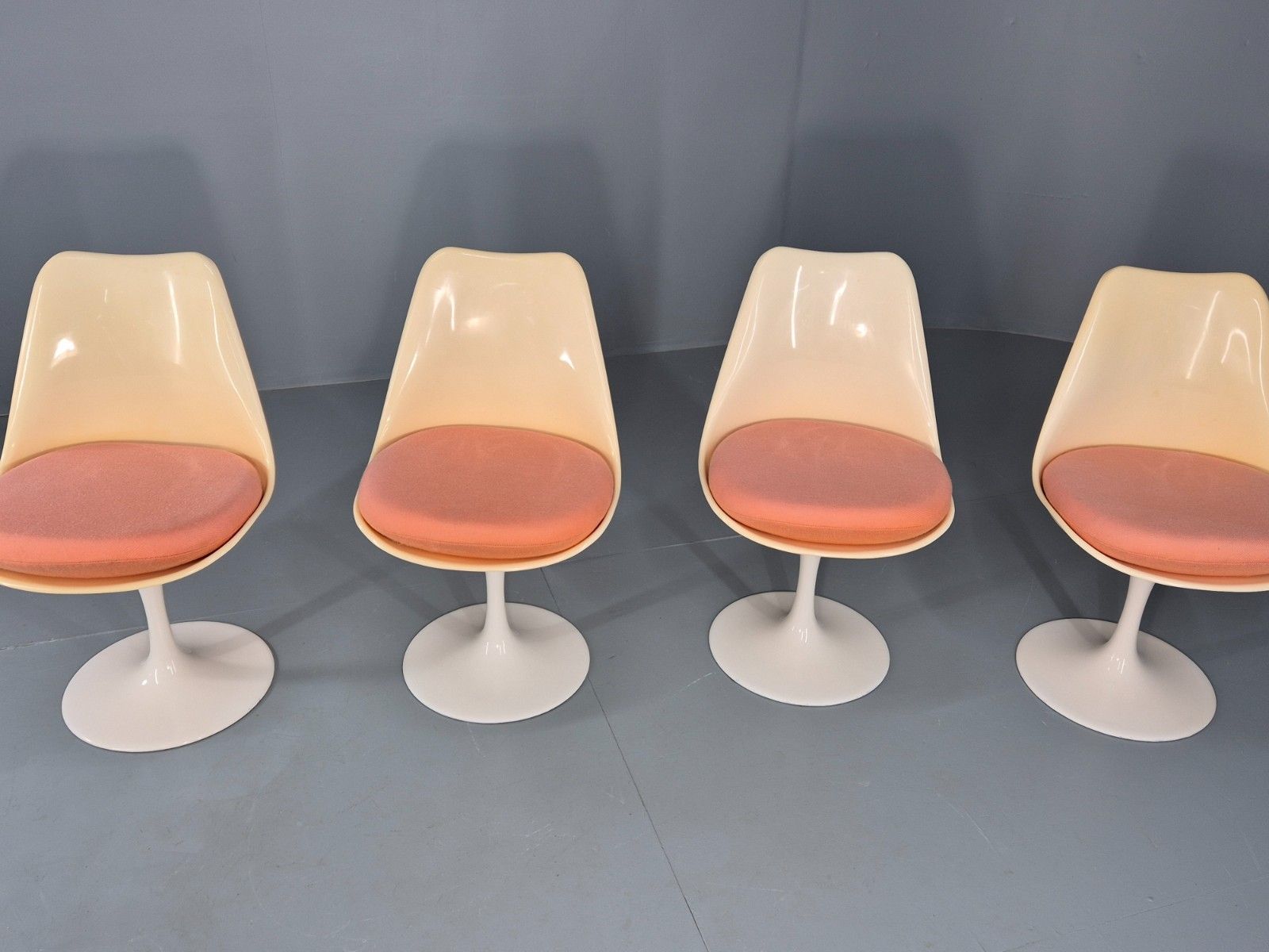4 Tulip Based Swivel Chairs 1970s Retro Original Seat Pads Eb11843 Mdin photo for sale