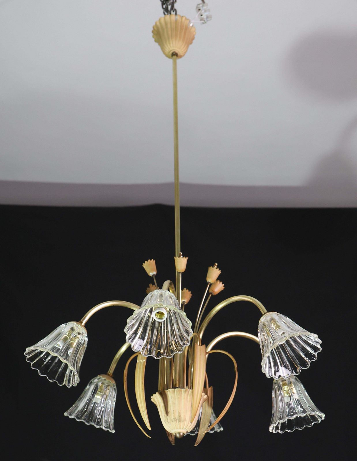 photo vintage Art Decò Murano Glass And Brass Chandelier, 6 Light, 1950