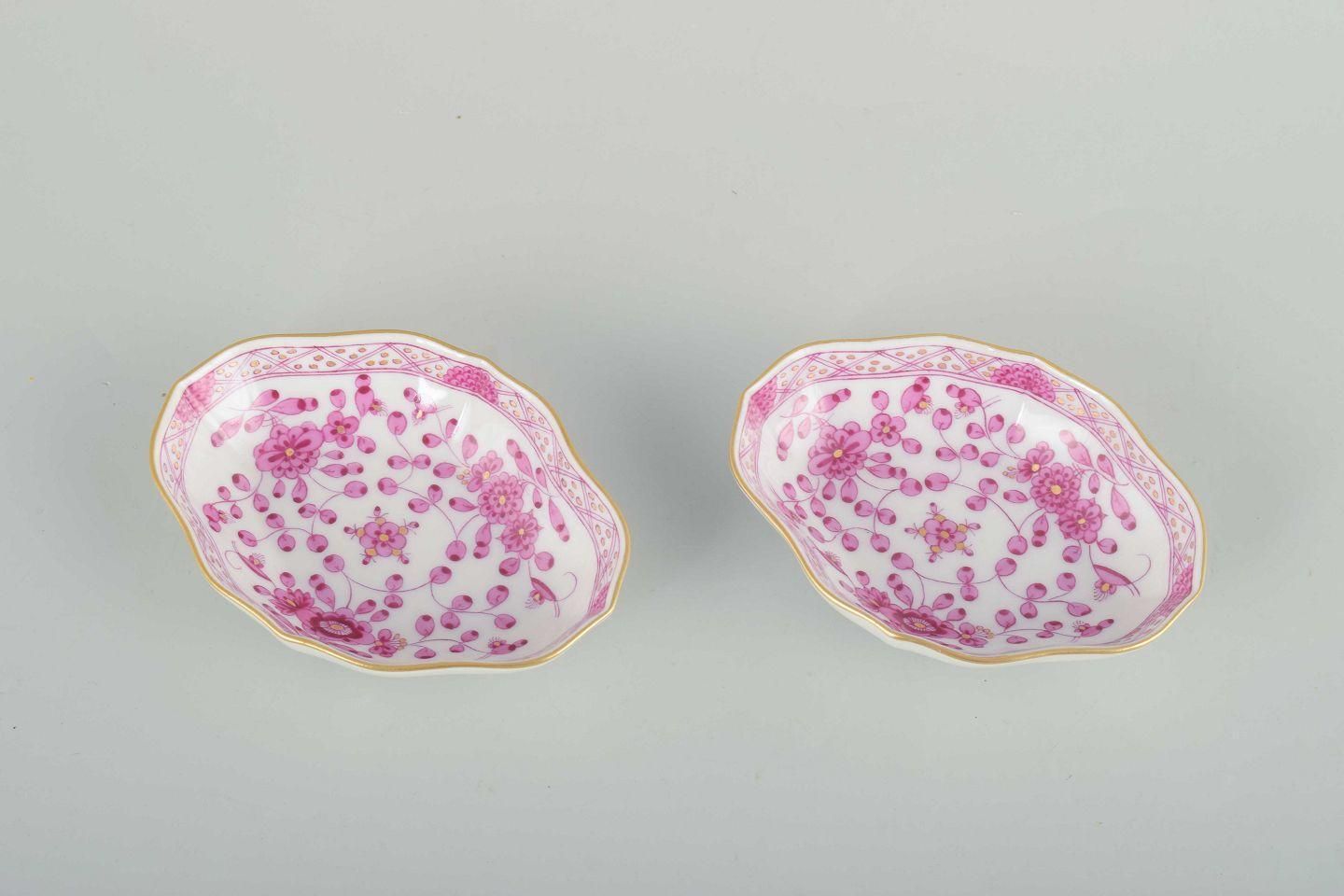 Meissen, “Pink Indian”. Pair Of Small Oval Porcelain Bowls, Early 20th C. photo furniture