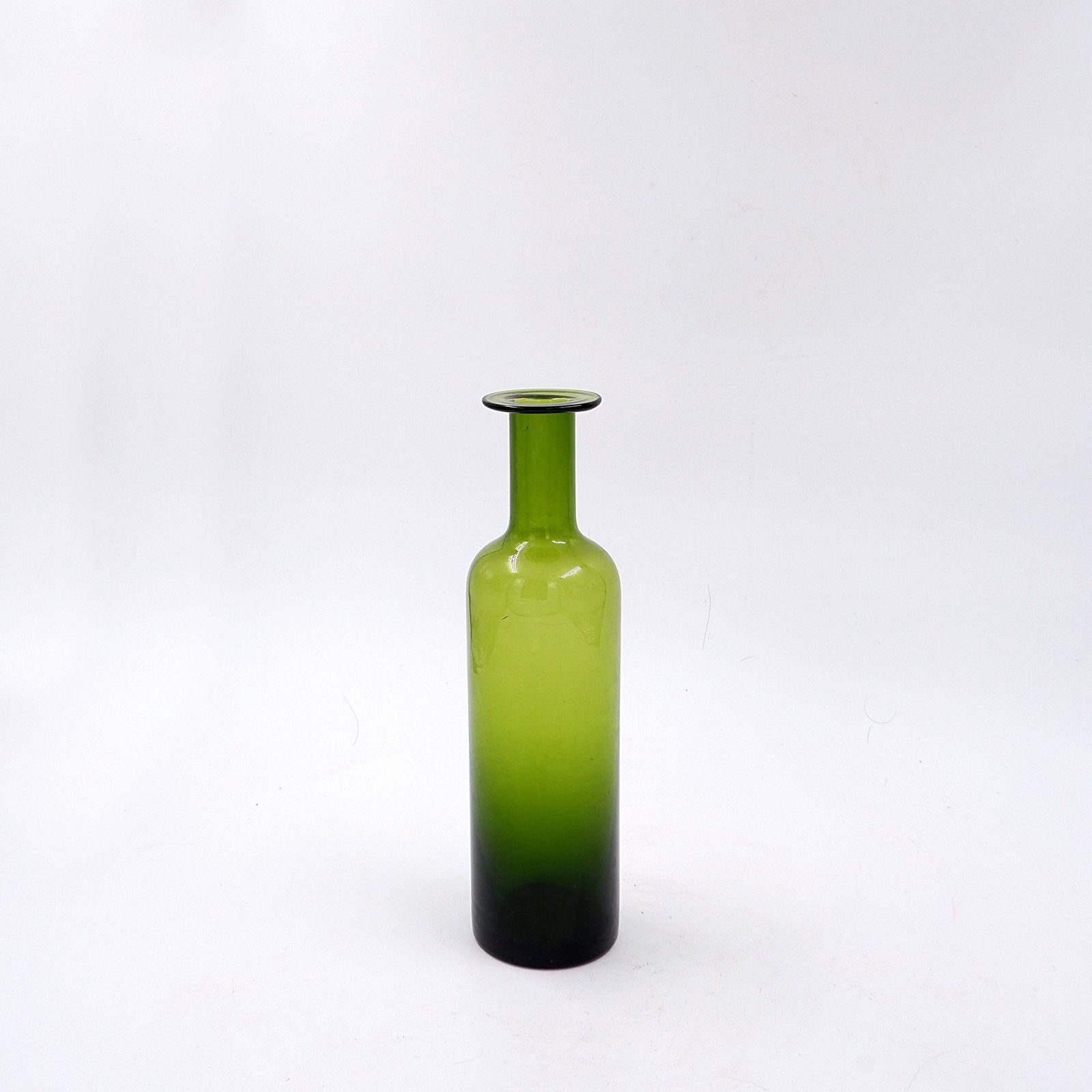 Mid Century Green Glass Vase / Bottle Nanny Still Style photo vinterior