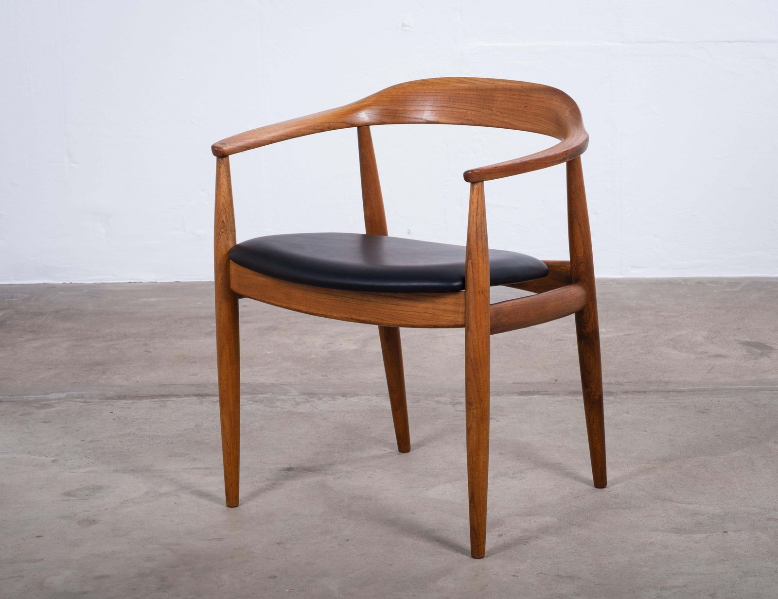 Paire de fauteuils en orme par Illum Wikkelsø pour Niels Eilersen, années 1950 photo 3251.0