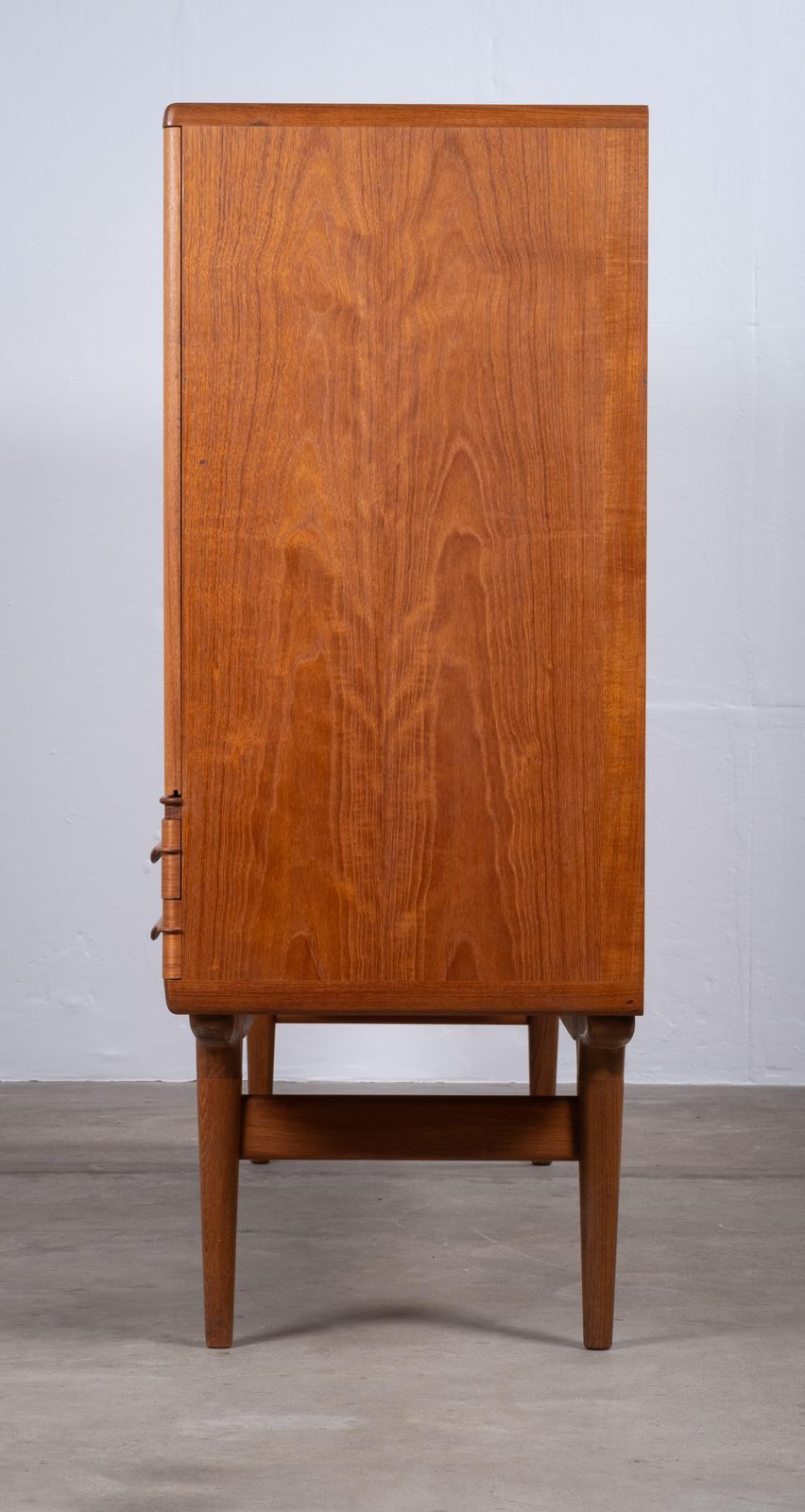 photo vinterior Um14 Dressoir Van Johannes Andersen Voor Uldum Møbelfabrik, Denemarken, Jaren 1960