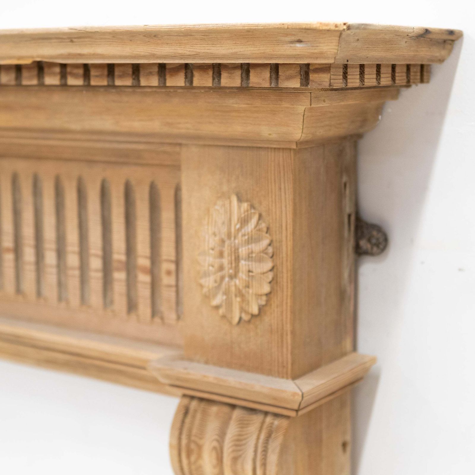 Reclaimed Richly Decorated Wooden Fireplace Surround photo vinterior