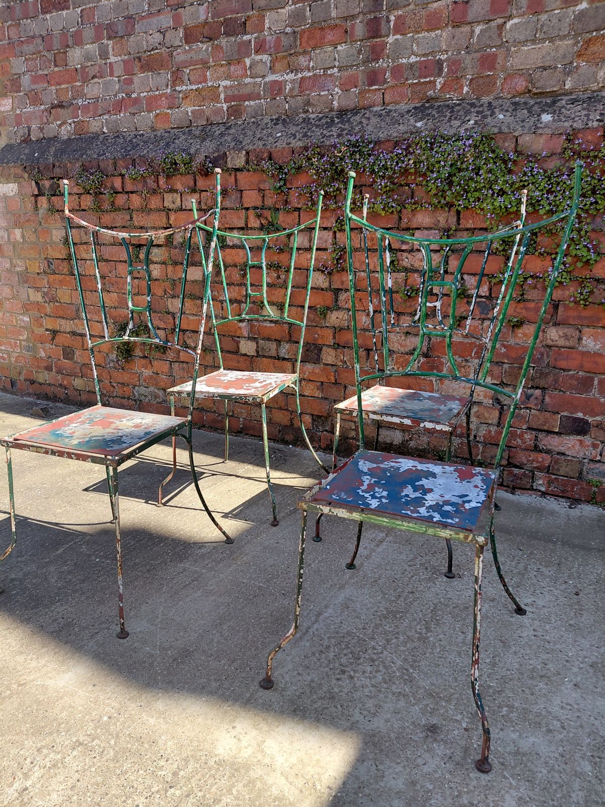 Set Of 4 French Sculptural Hand Forged Wrought Iron Garden Chairs photo vinterior