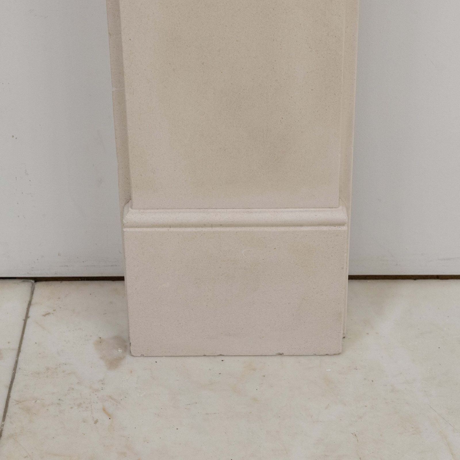 photo vintage Reclaimed Victorian Style Carved Limestone Surround With Corbels