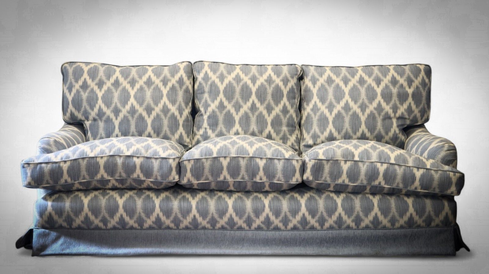 Peter Dudgeon 3 Seater Connaught Grand Sofa Jane Churchill Fontane Blue Linen 🚚
