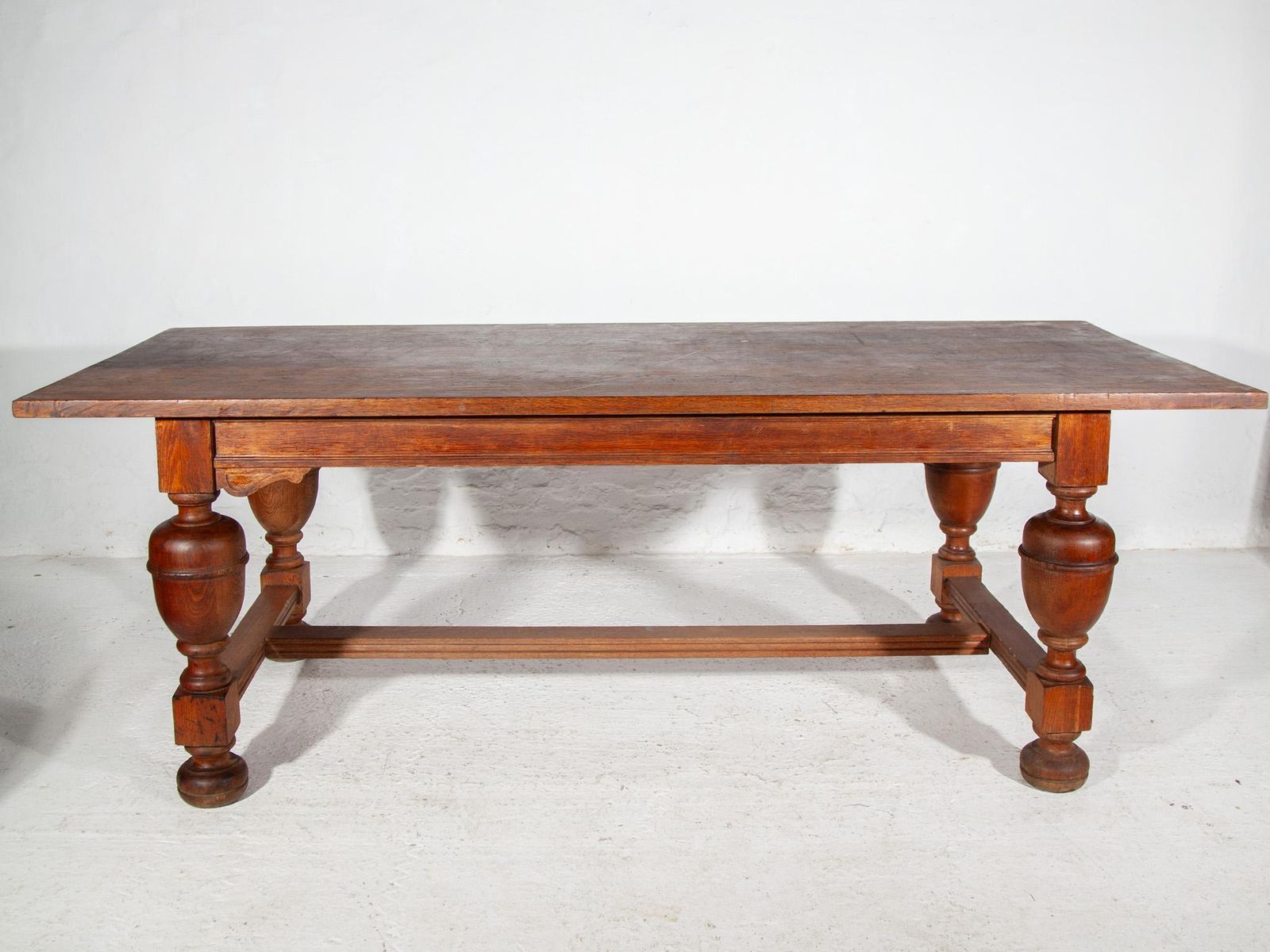 photo vinterior 19th Century Hand Crafted Antique Oak Monastery Reading Table, France