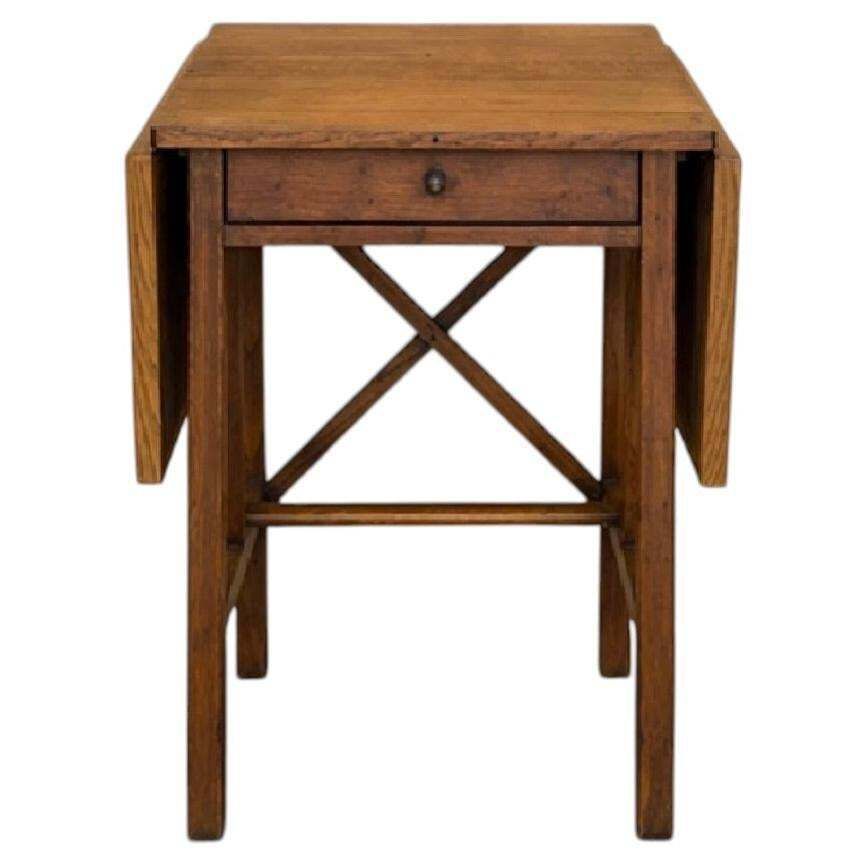 Table à abattants d'époque espagnole en pin massif avec tiroir