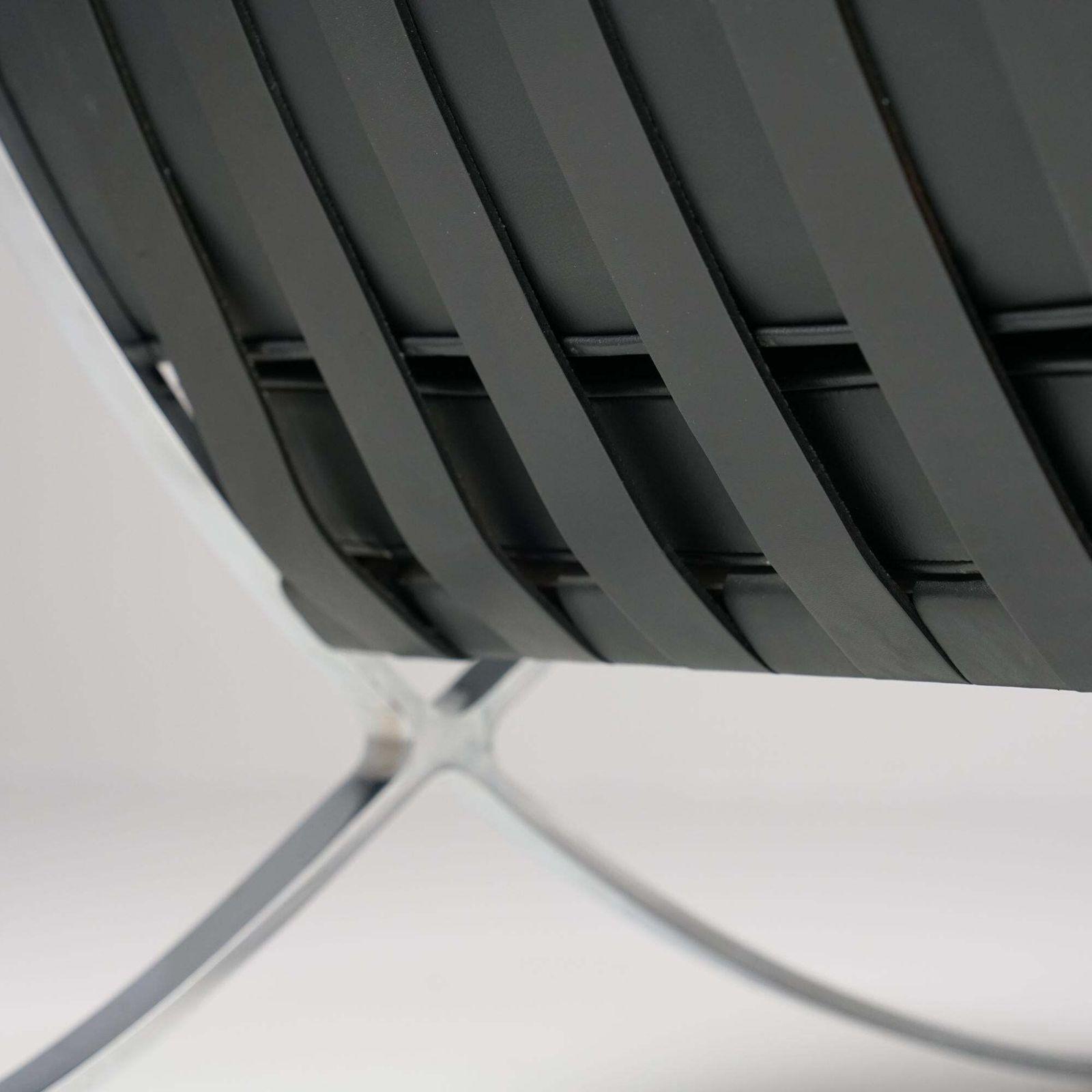 Barcelona Chairs, 8 Pieces, Ludwig Mies Van Der Rohe, Knoll, Early 2000s photo vintage