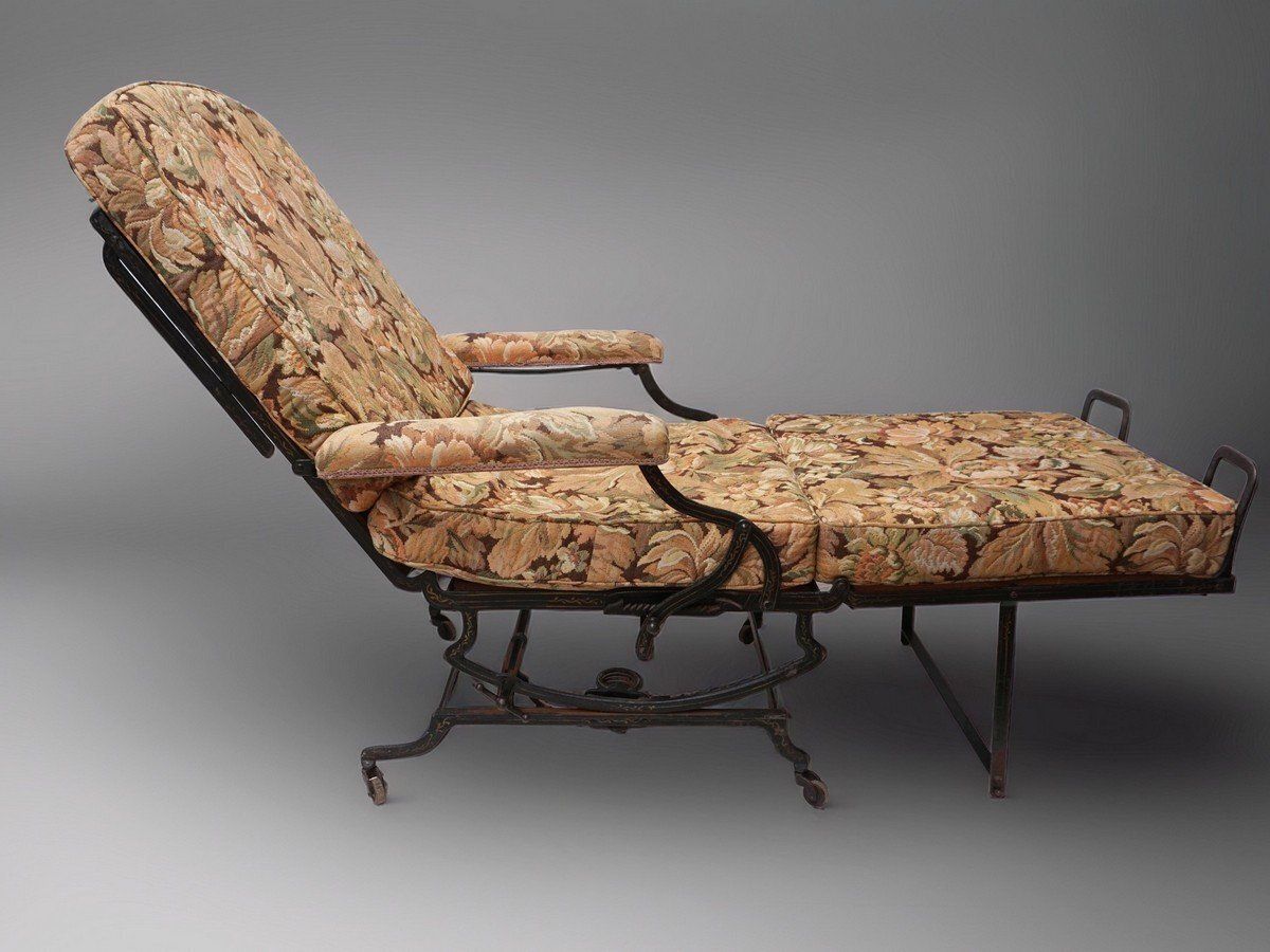 Furniture Adjustable Reclining Lounge Chaise Longue From Marks Co., New York, USA, 1890s photo