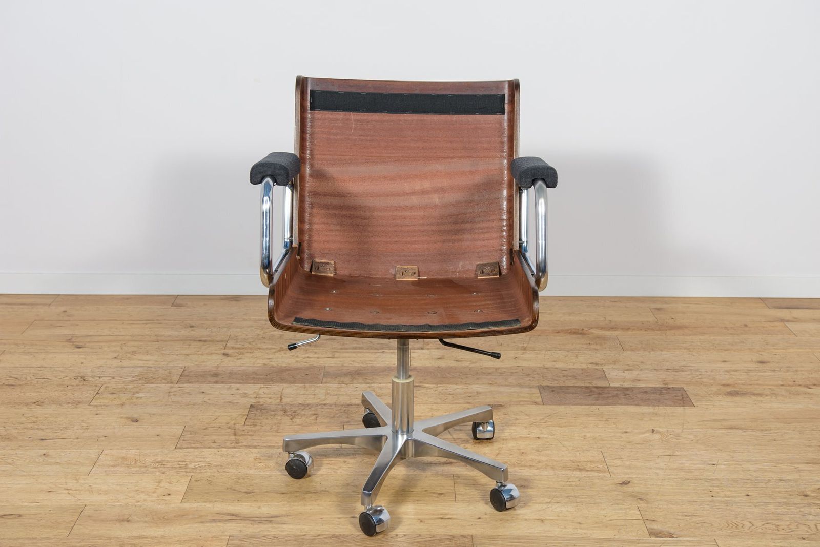 photo vintage Mid Century Swivel Office Chair By Gordon Russell, United Knigdom, 1970s