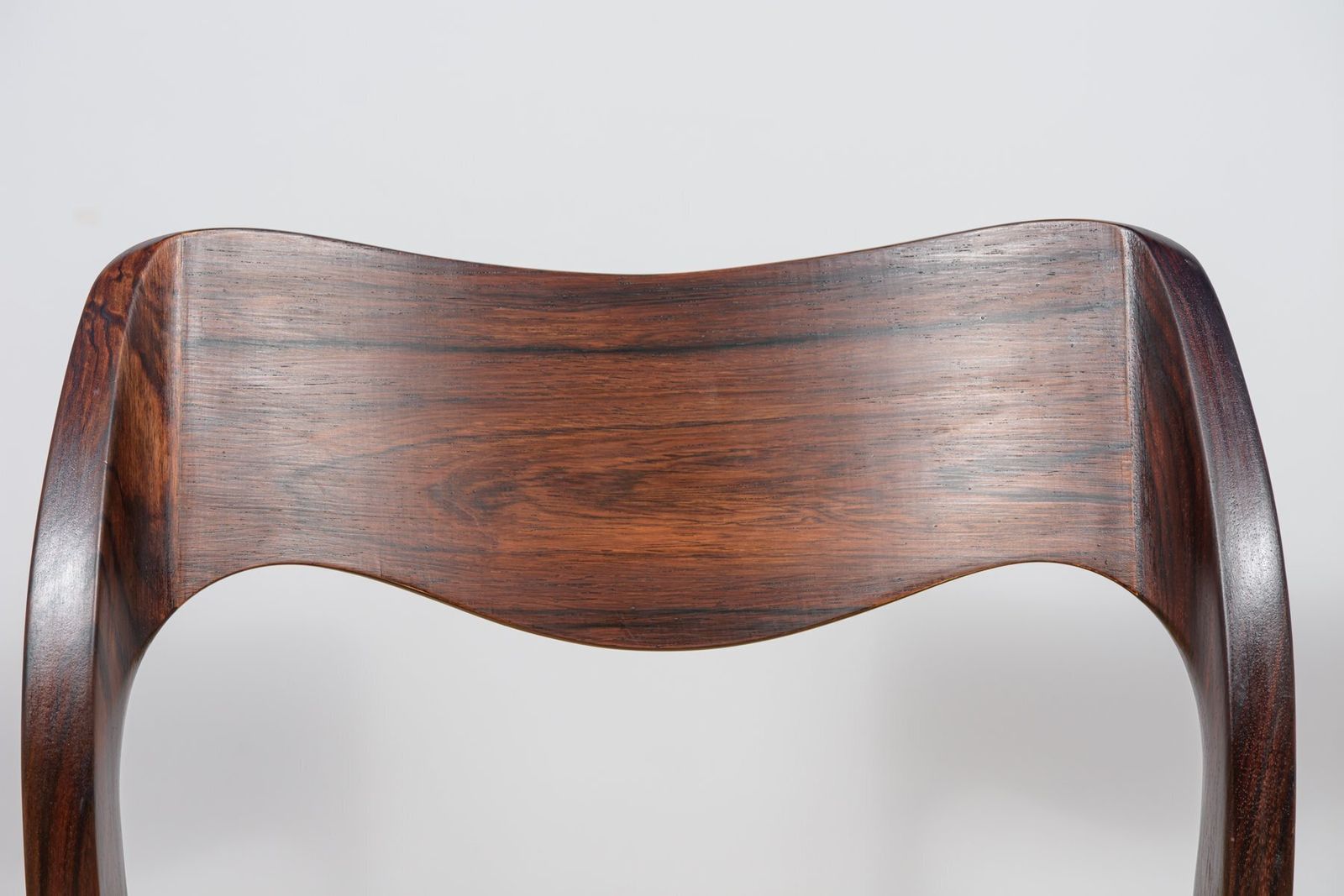 photo vintage Mid Century Model 71 Dining Chairs In Rosewood By Niels Moller From J.L. Møllers, 1960s, Set Of 4